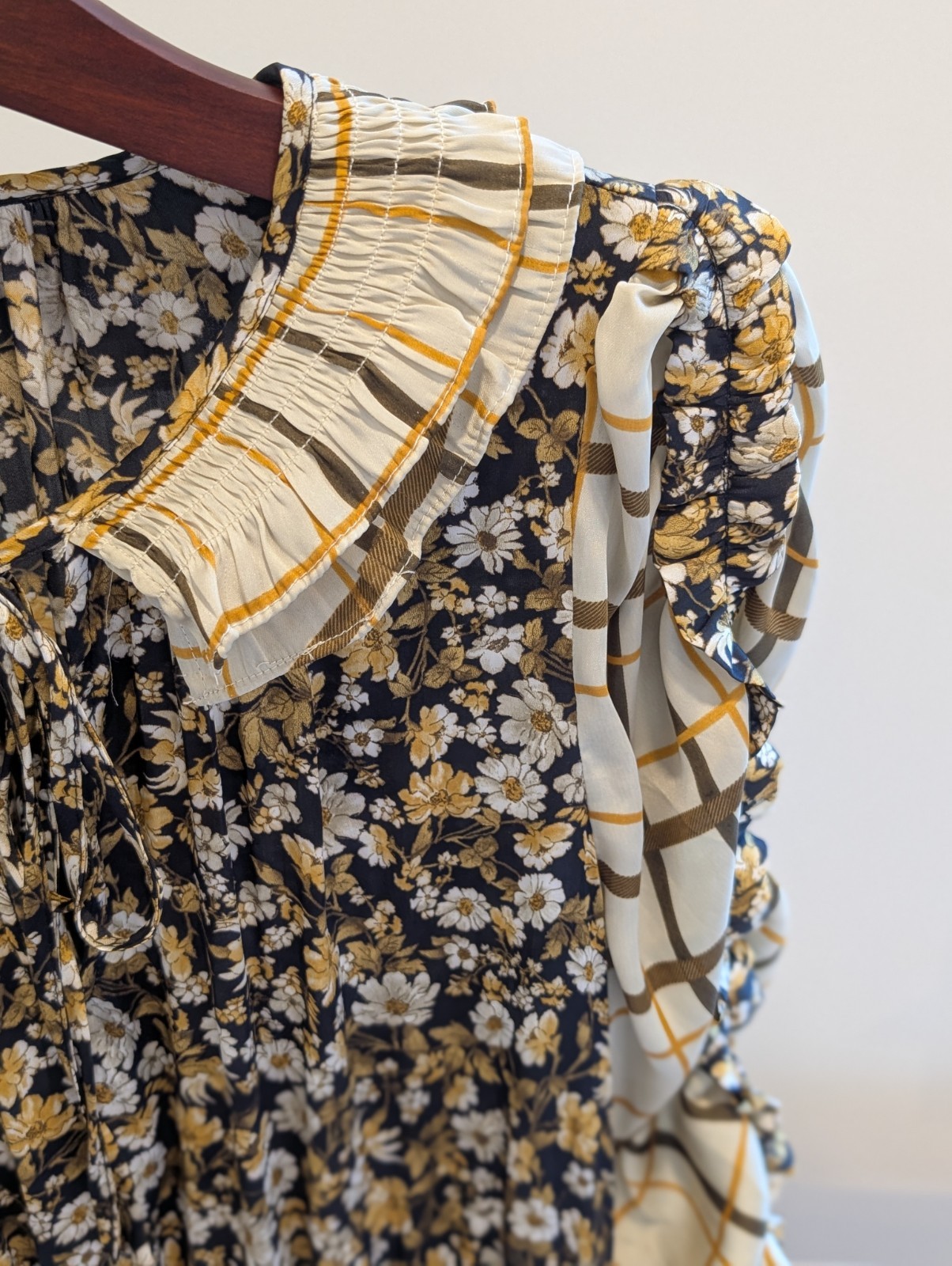 Current Air Tie Neck Tiered Mini Dress Sz Medium EUC