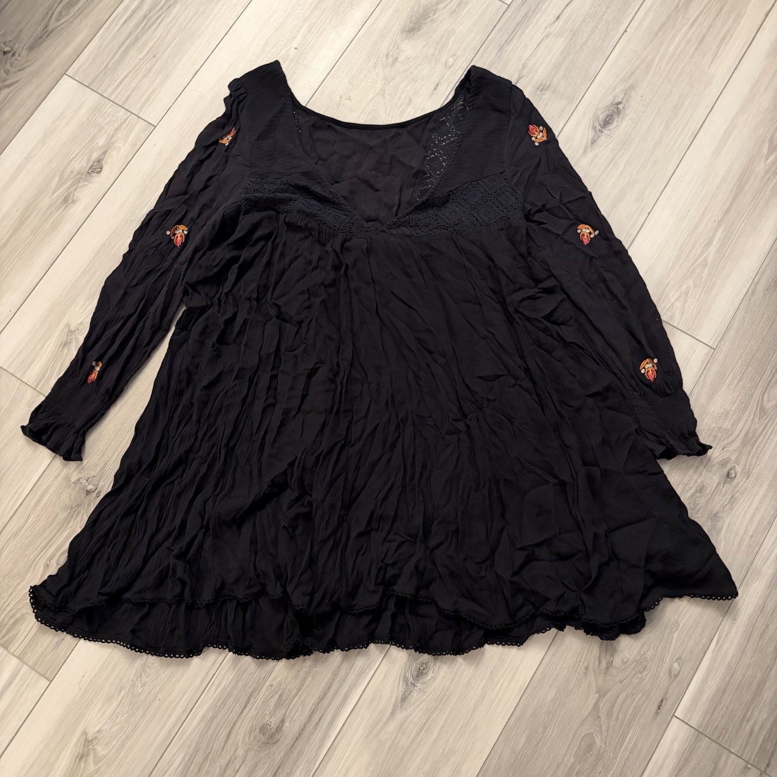 Free People Mohave Mini Dress Black Embroidered Festival Boho Women’s Medium