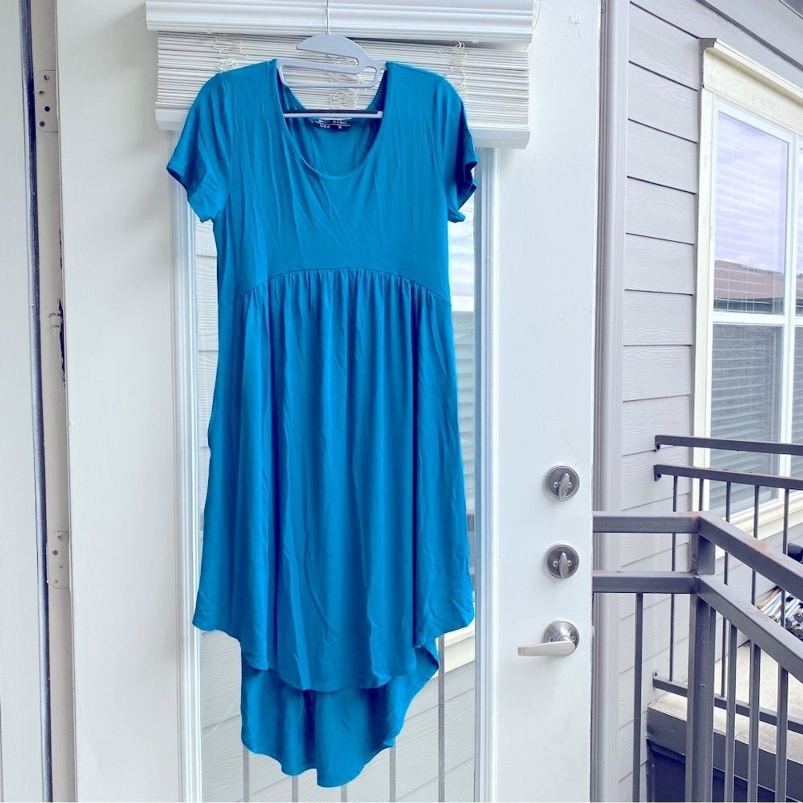 NEW Basic USA T-Shirt Neck High-Low Hem Aqua Midi Pockets Dress Large NWOT