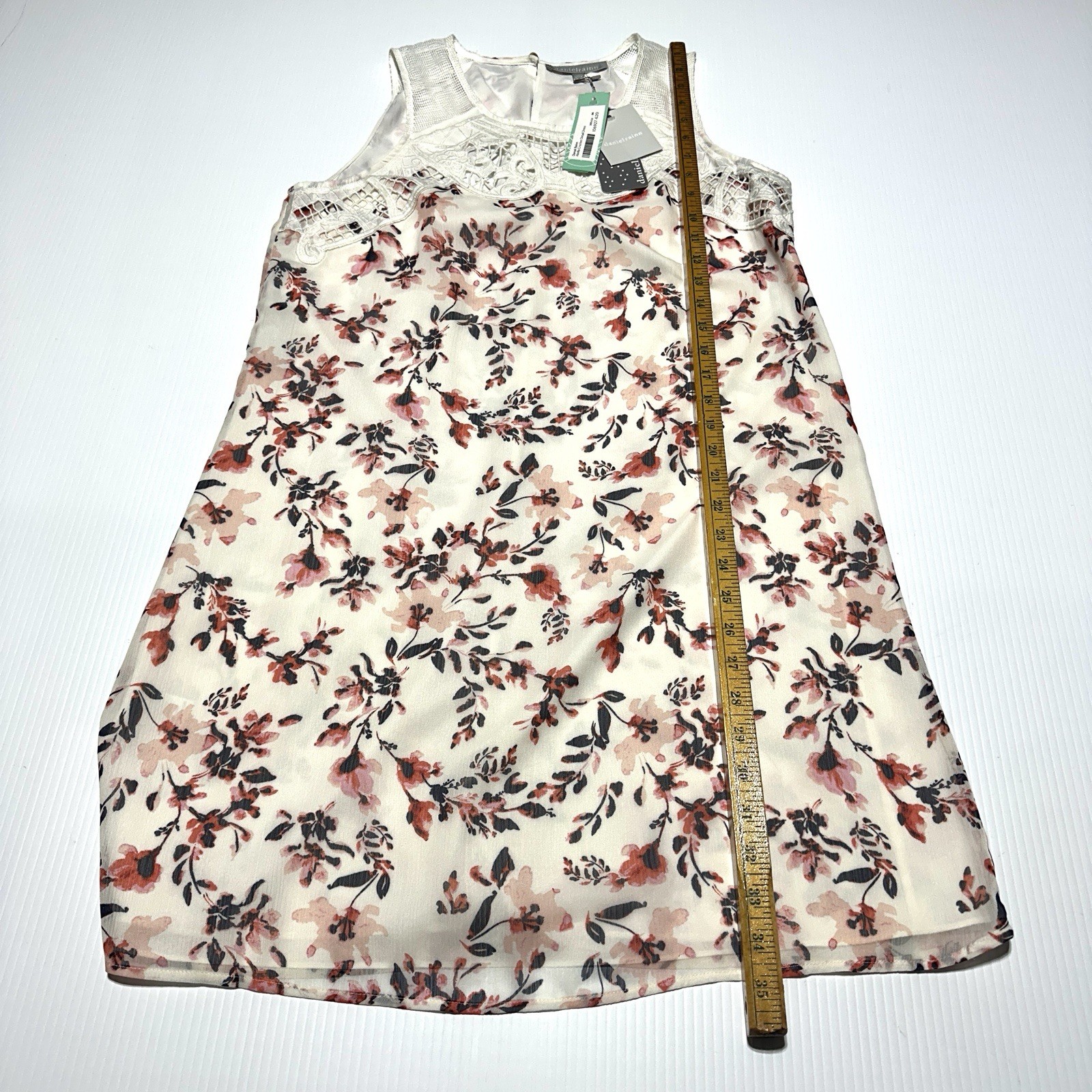 Daniel Rainn Stitch Fix Abella Crochet Detail Dress Size M Shift Floral NWT