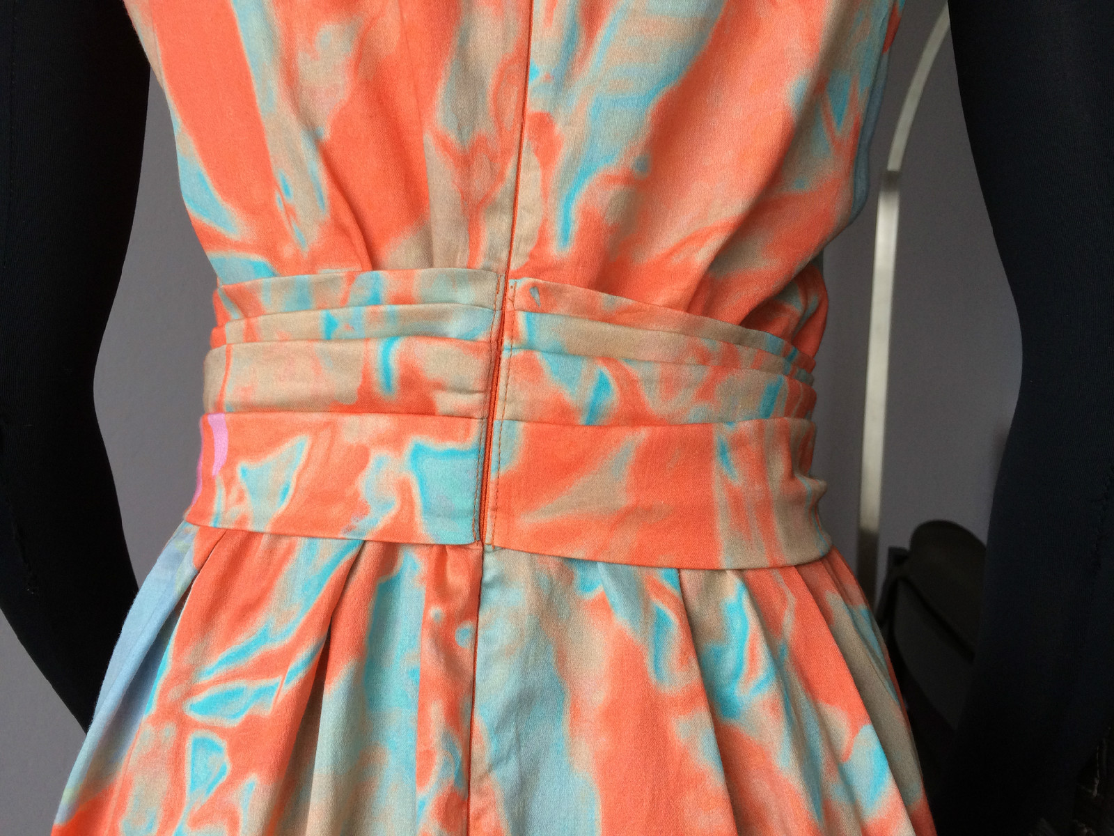 CACHAREL 100% COTTON SLEEVELESS PRINTED DRESS Sz 42 IT/ 8, FITS Sz 6 NWOT $620.0