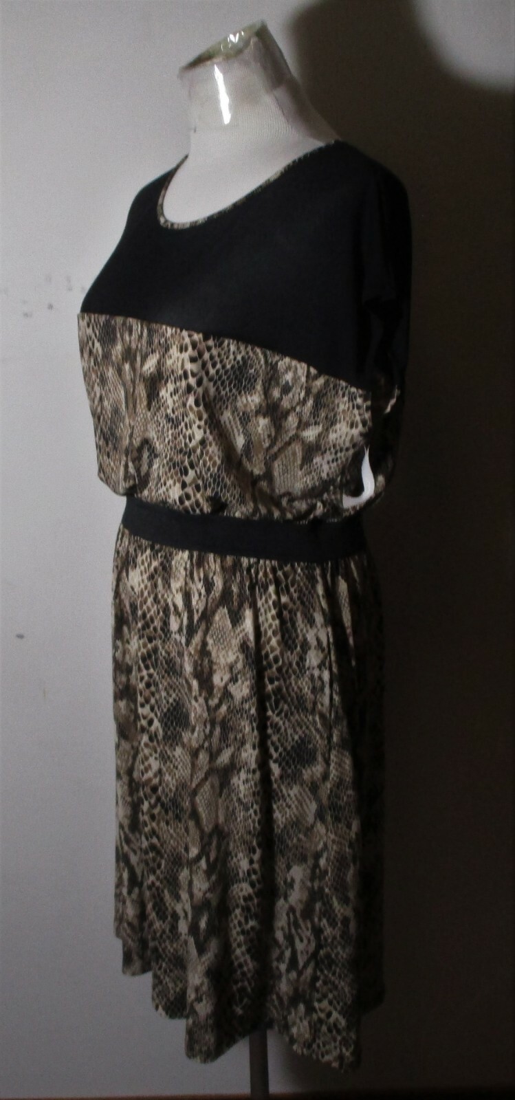 MADISON Brown Black Cap Sleeve Dress Size M NWT