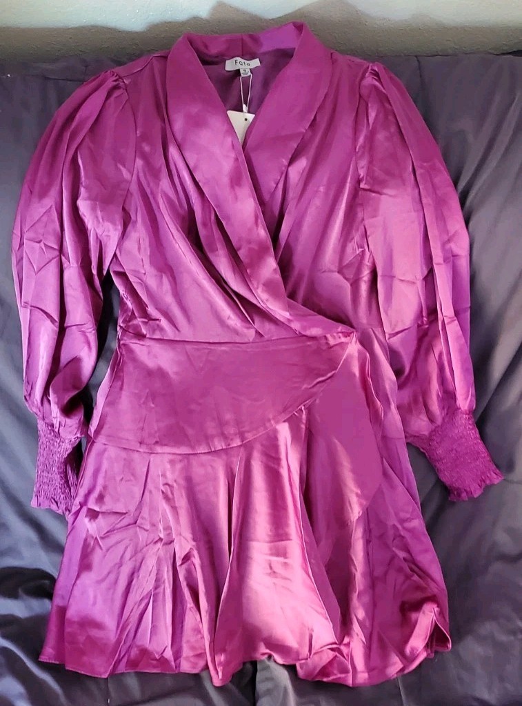 New Fate Faux Wrap Mini Dress Small Long Sleeve V-Neck Fabric Belt Included