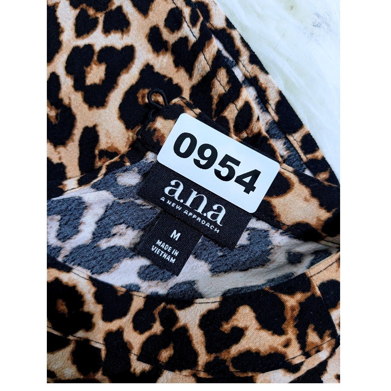 Leopard Print a.na M Keyhole Shift Dress Long Bell Sleeve Brown Black