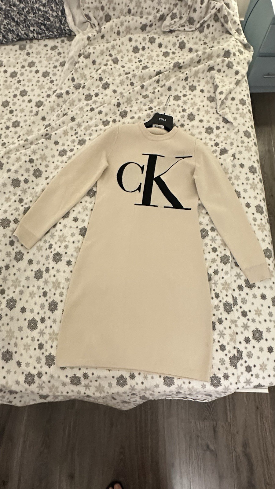 Calvin Klein Beige CK Logo Knit Sweater Dress Crew Neck Long Sleeve Stretch S