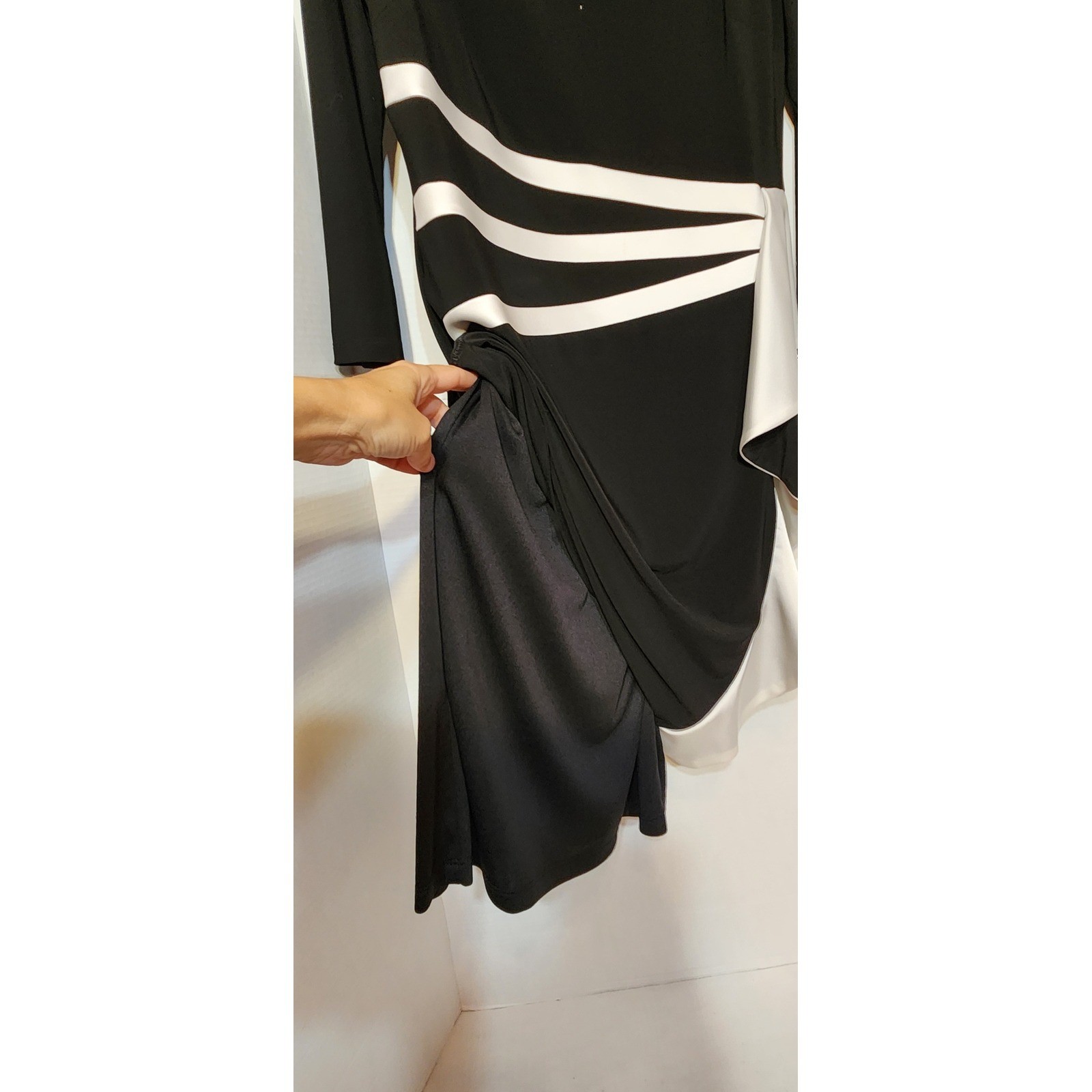 Joseph Ribkoff Black White Ruffle Side Sheath Dress 3/4 Sleeve Size 6 NEW