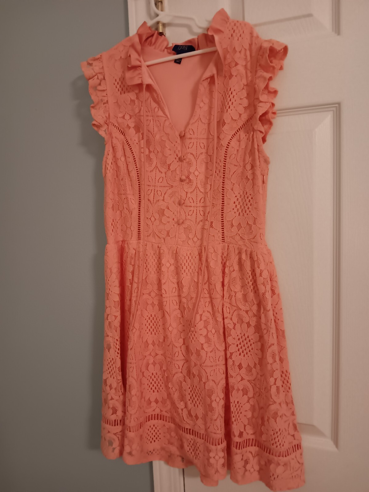 Disney Beauty and the Beast Pink Floral Lace Dress Lined Keyhole Neck Sz Small