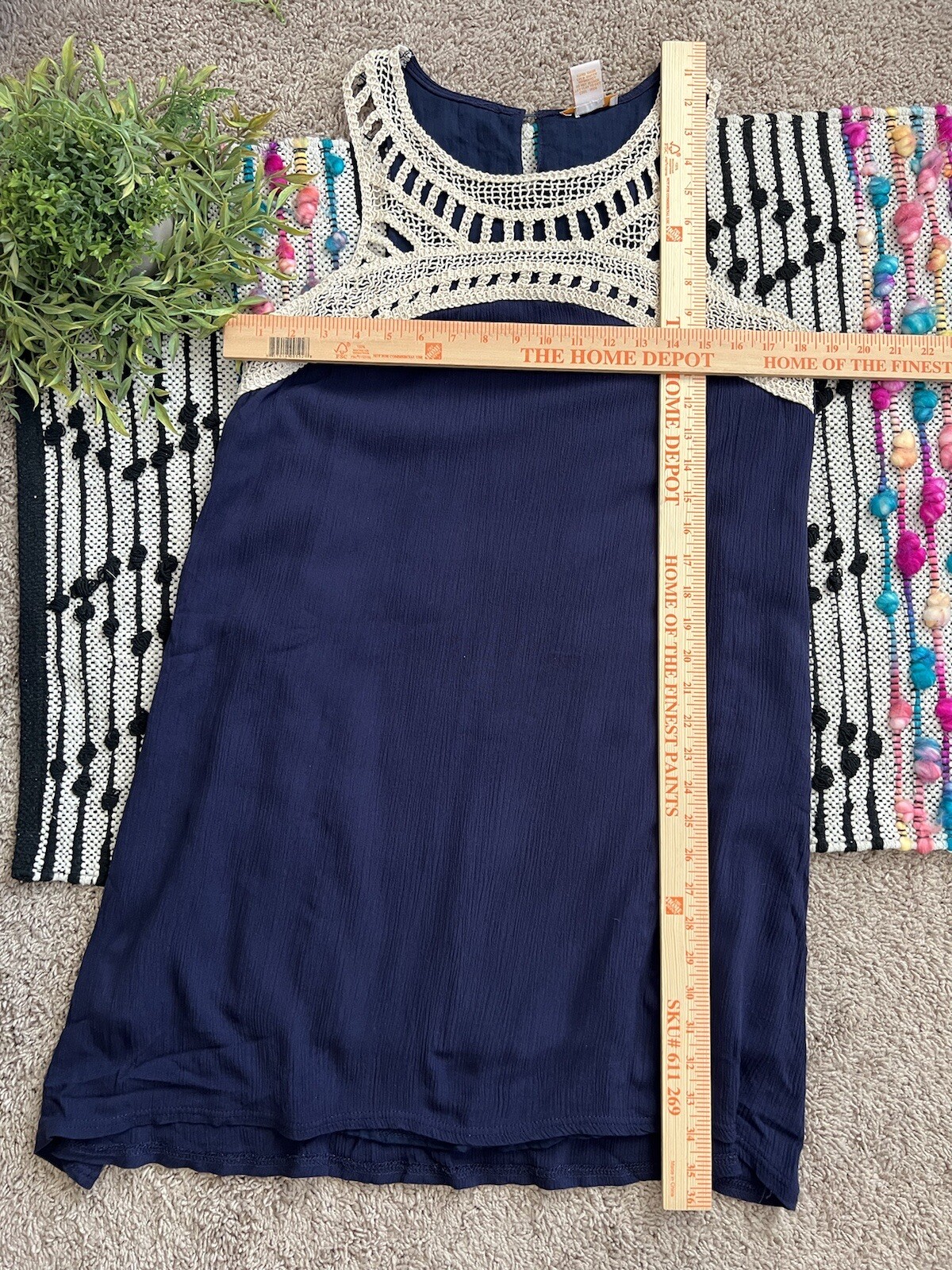 Klozlyne Cream Crochet Navy Blue Crinkle Sleeveless Boho Coastal Dress Sz L