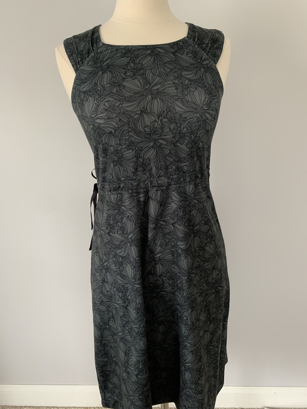 Merrell Sundial Dress S SPF 50+ Green Black Floral Sleeveless Drawstring Waist