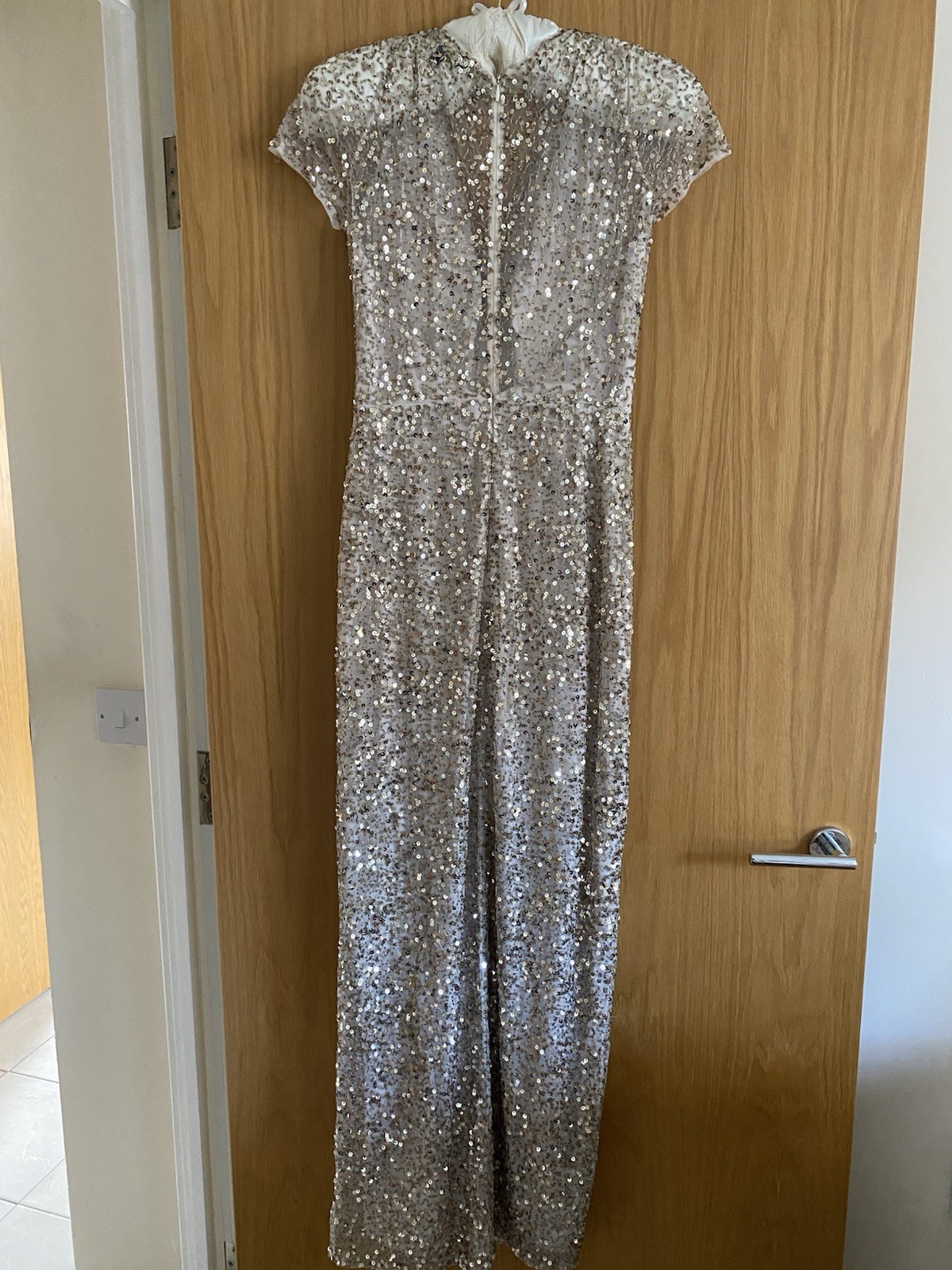 Jenny Packham Gold Sequin V-Neck Long Maxi Dress UK 10 Short Sleeve