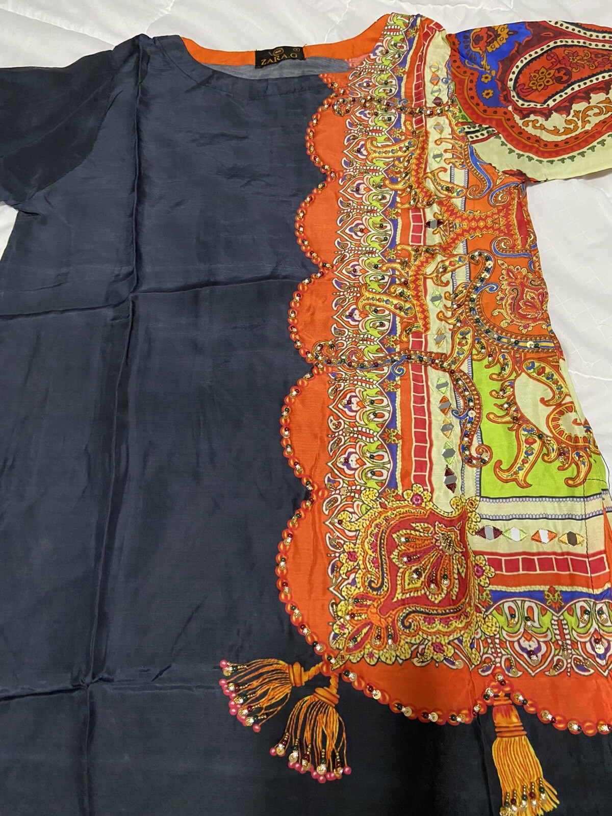 Pakistani Kurta Available In Different Colors And Sizes: Small, Medium, Large