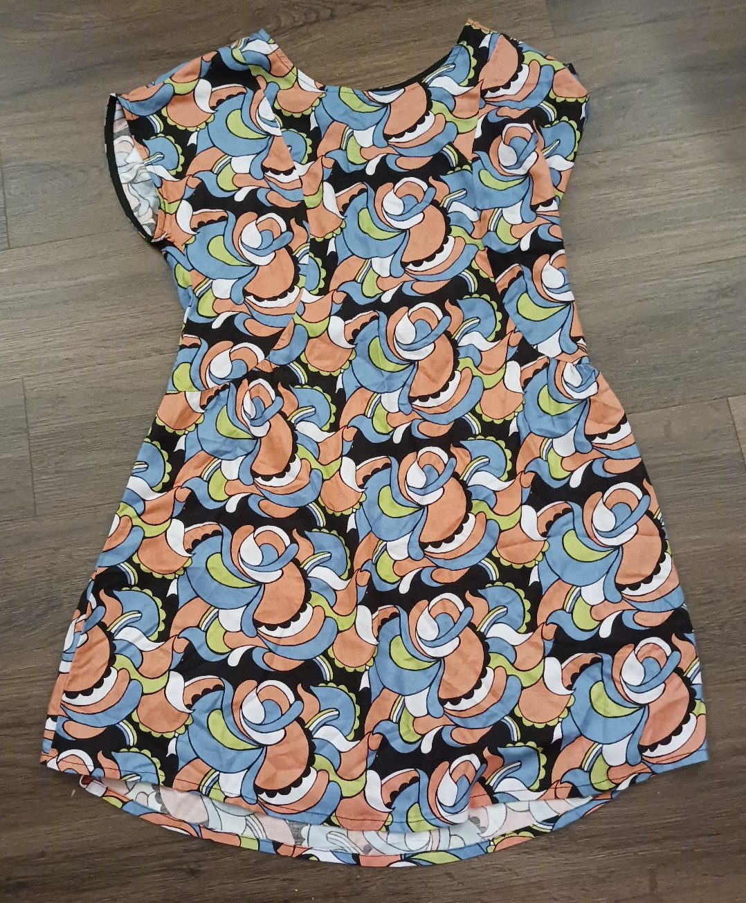 NOOWORKS Louise Mini Shift Dress Flower Power Print size M Colorful Art-to-wear