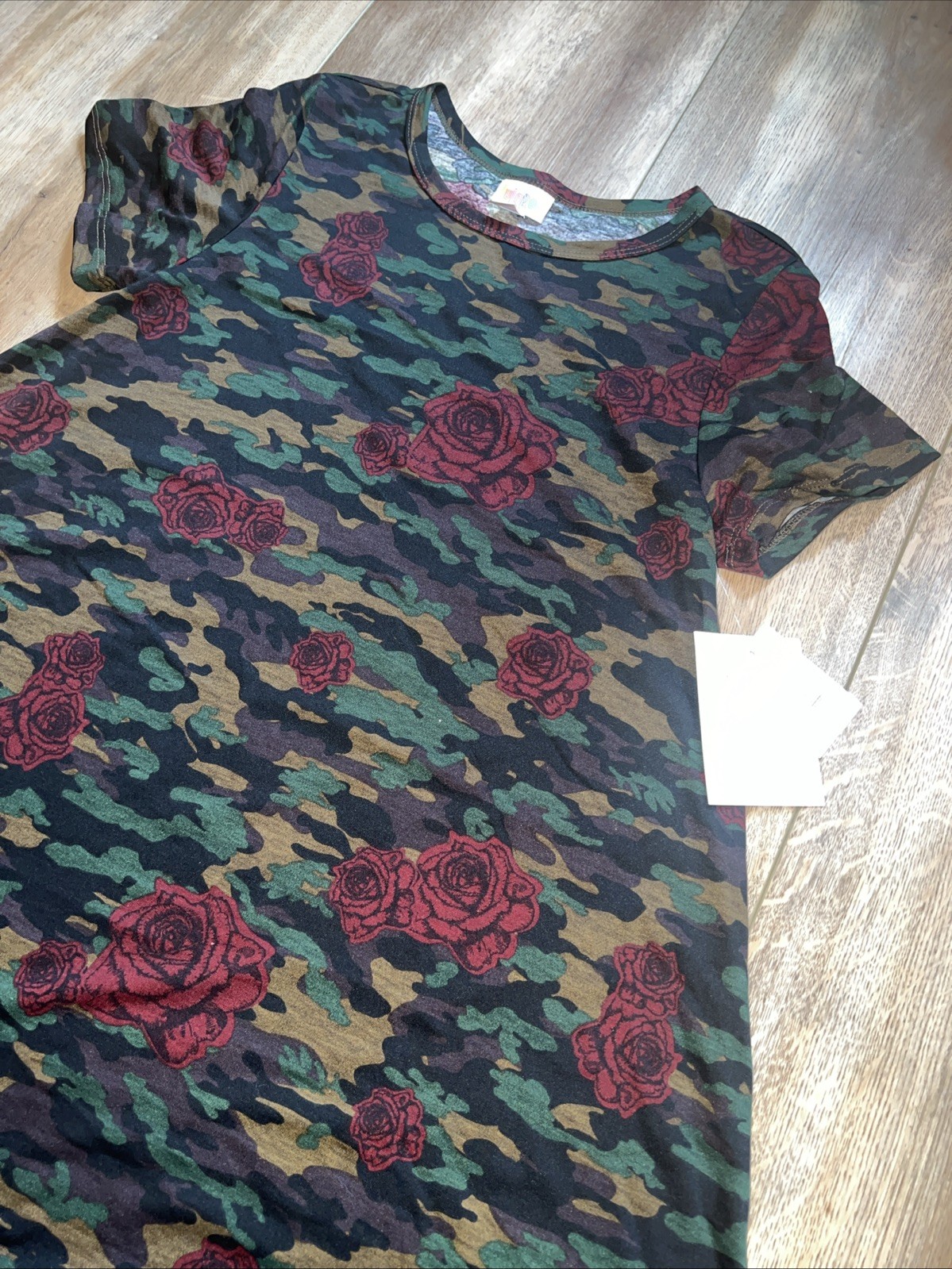 Lularoe Carly Dress 🦄 XS 2/4 Green Camouflage Red Roses Rare HTF New Camo ❤️