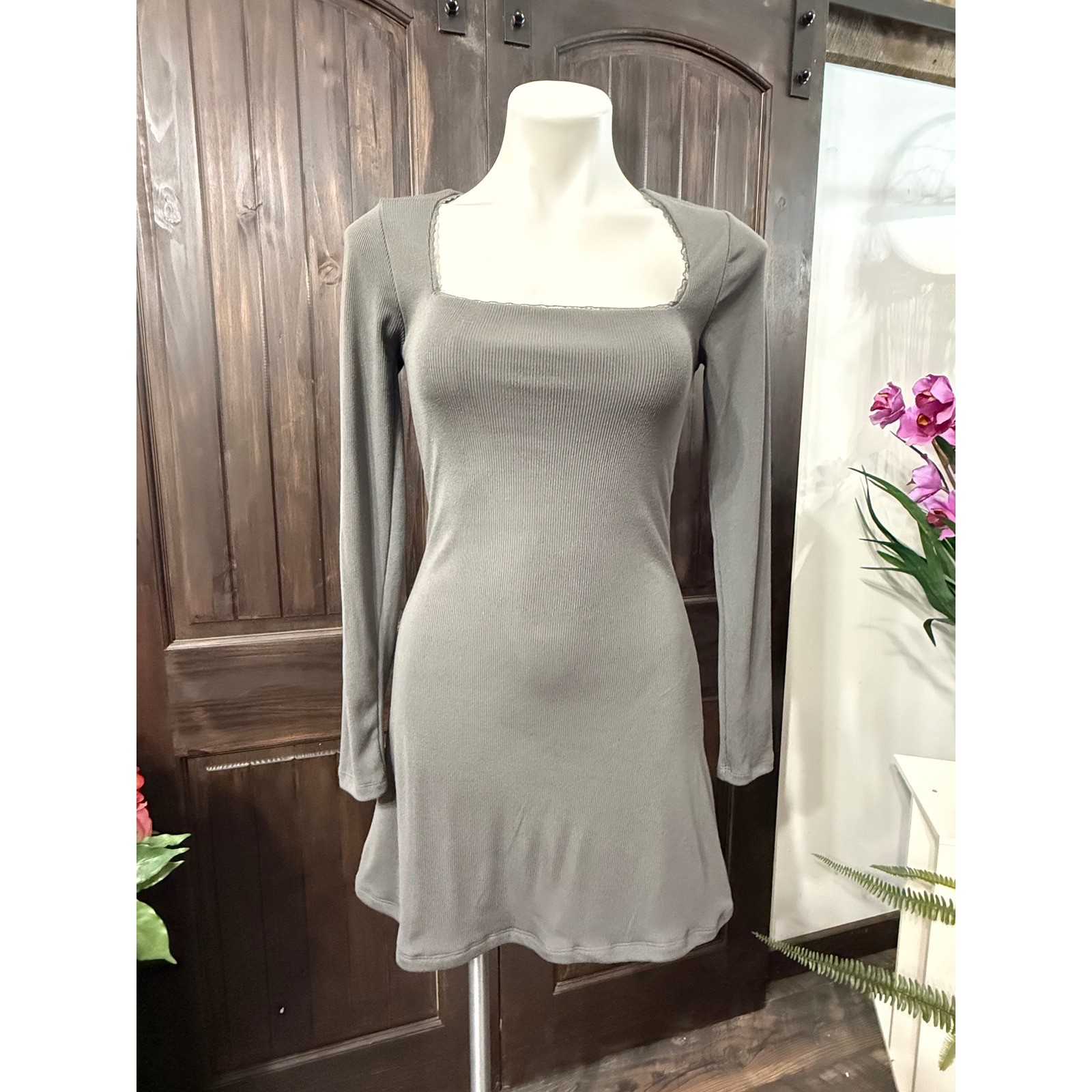 Justify Womens Gray Ribbed Long Sleeve Lace Trim Square Neck Mini Dress Medium