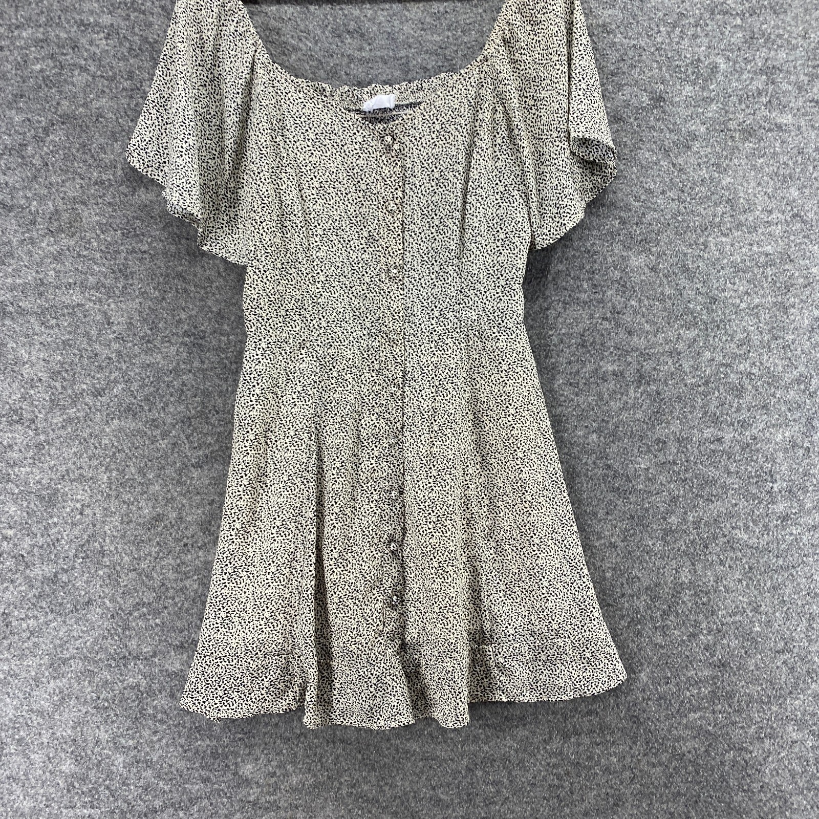 Sienna Sky Dress Women M White Geometric Sheath Midi Button Short Sleeve