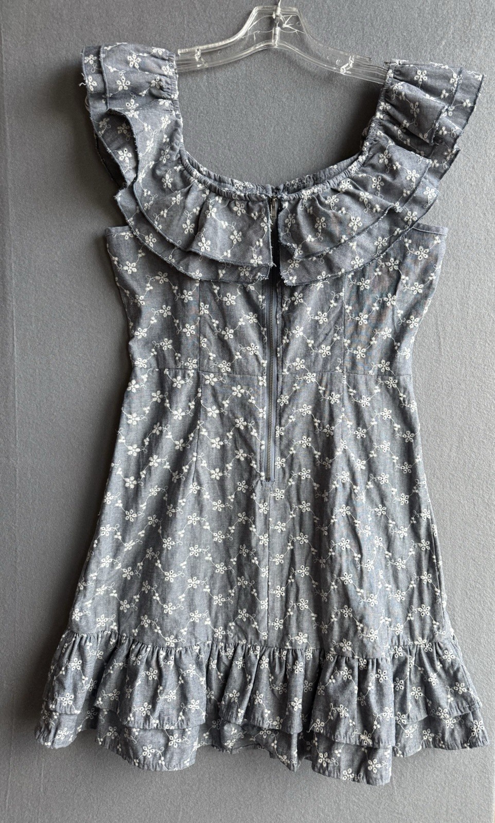 Chelsea & Violet Blue Chambray Floral Embroidered Ruffle Mini Dress Small