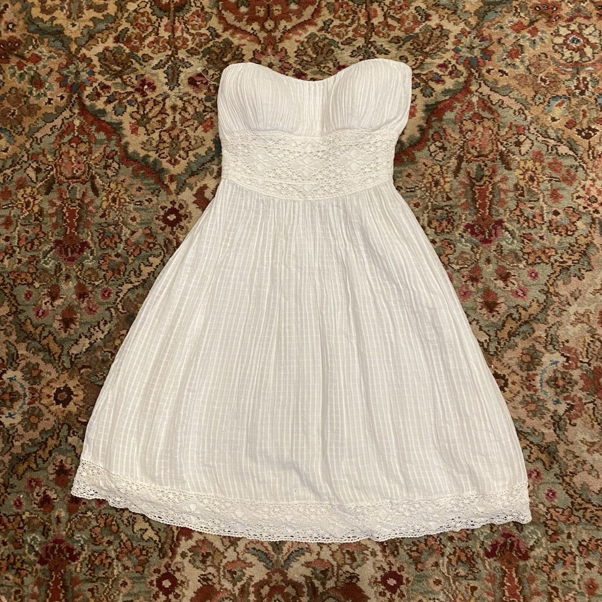 White House Black Market Strapless Sweetheart Lace Dress Size 4