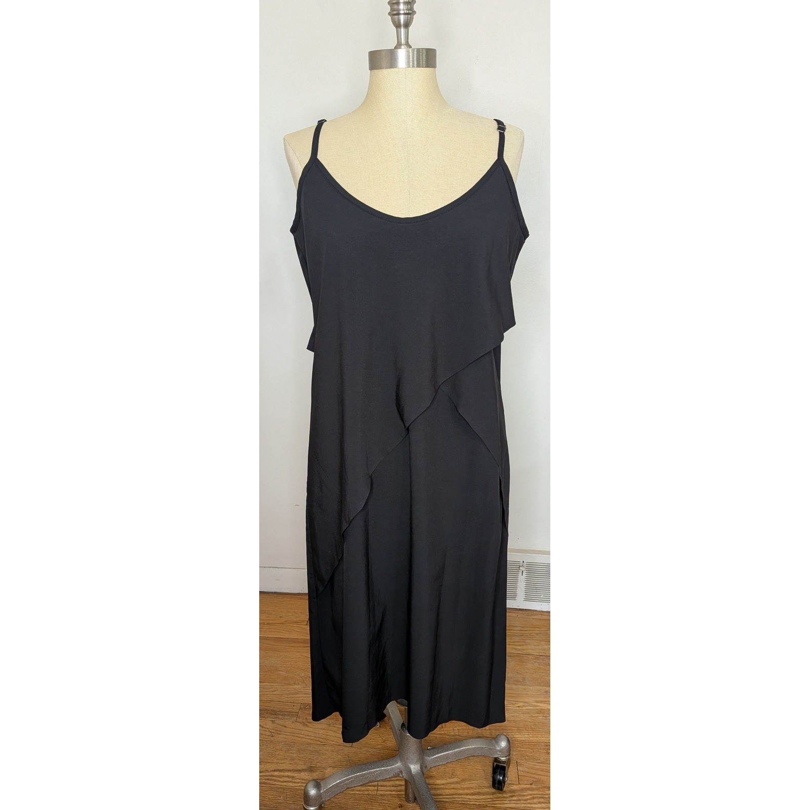 Indygena Sz Large V-Neck Layered Tulip Hem Midi Dress Lightweight Travel Comfort