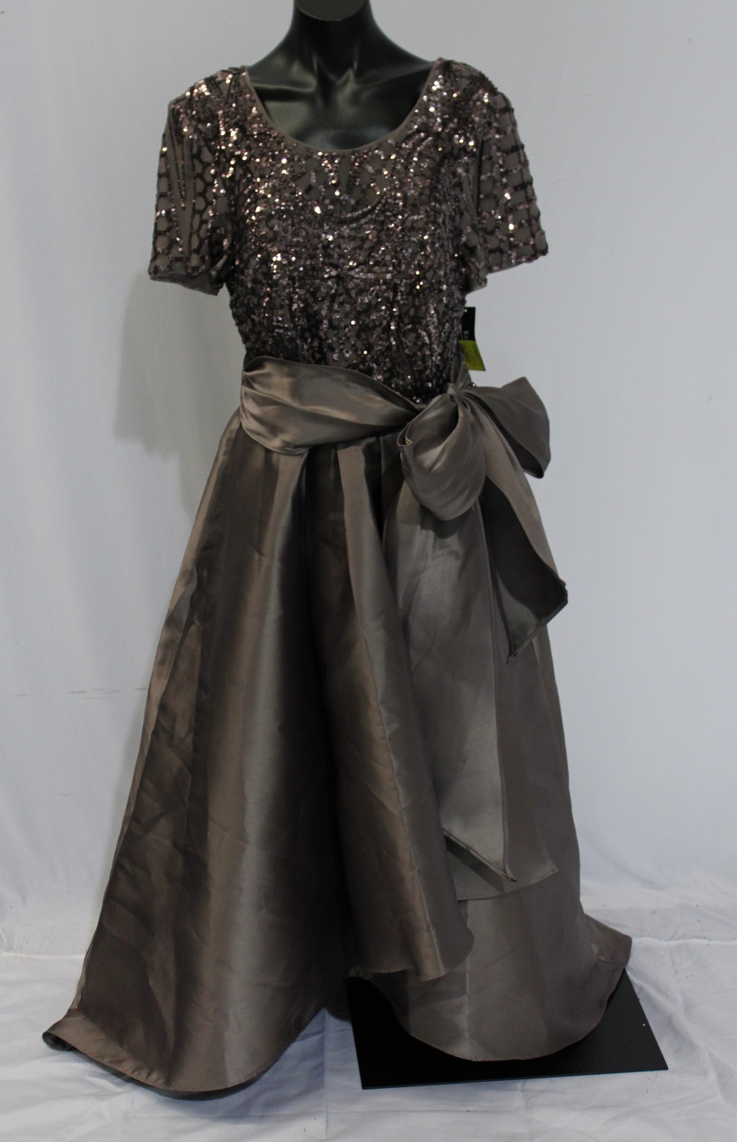 R&M Richards Women’s Shimmer Glitter Cocktail High Low Dress AR8 Mocha Size 14