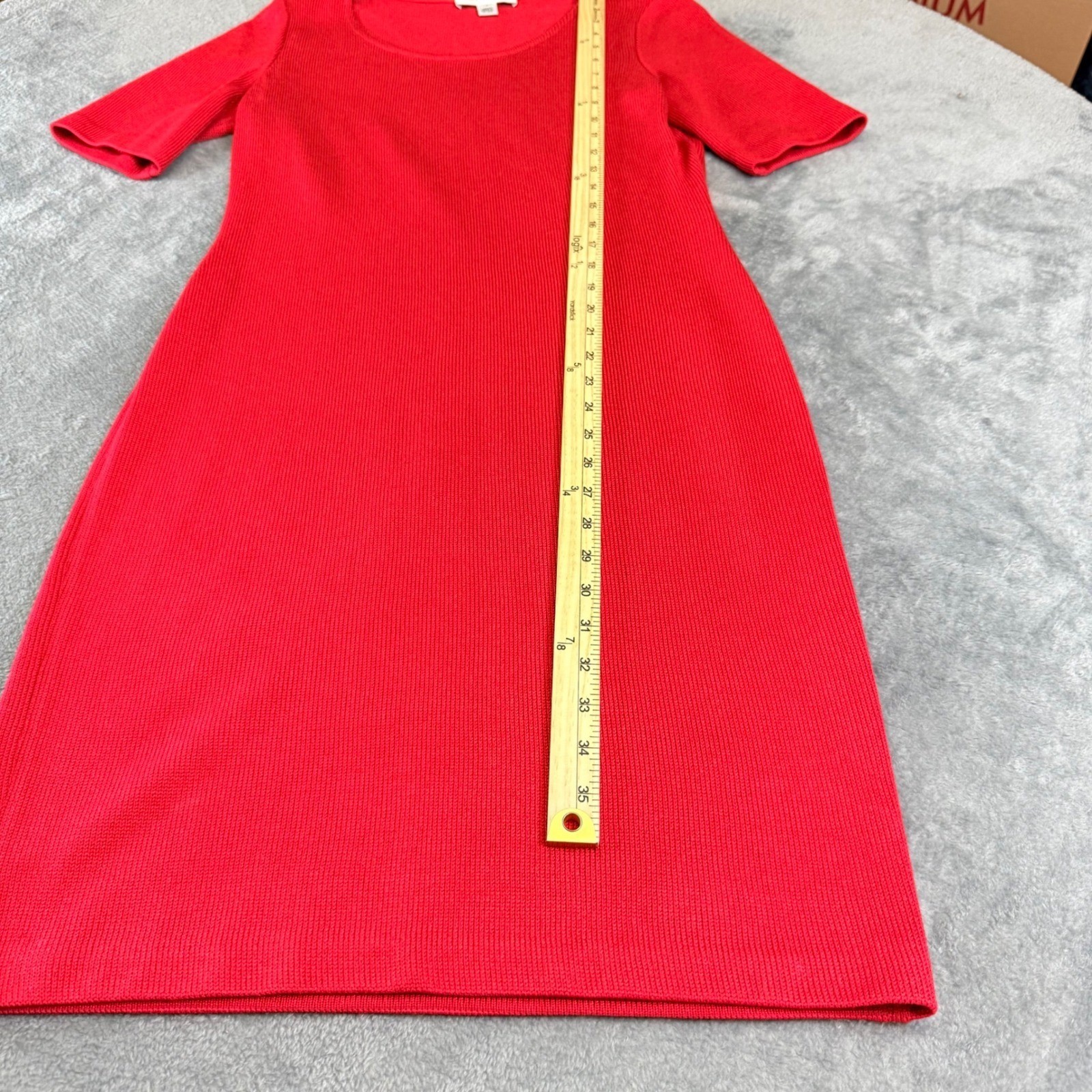 St John Collection Red Wool Blend Ribbed Knit Dress Short Sleeve Size 6
