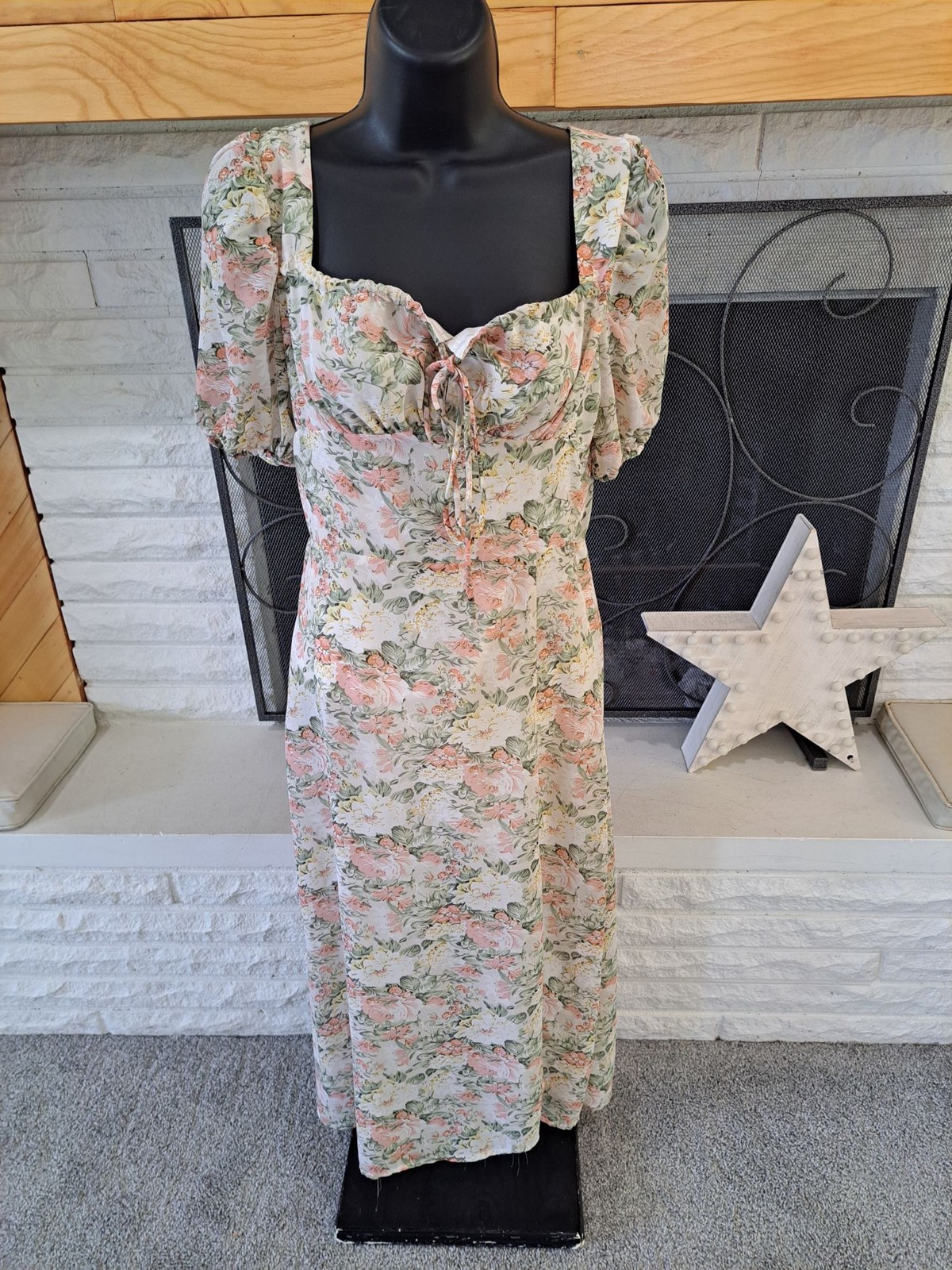 Sunday Up Floral Puff Sleeve Dress Lace-Up Front & Elastic Back Midi Milkmaid M