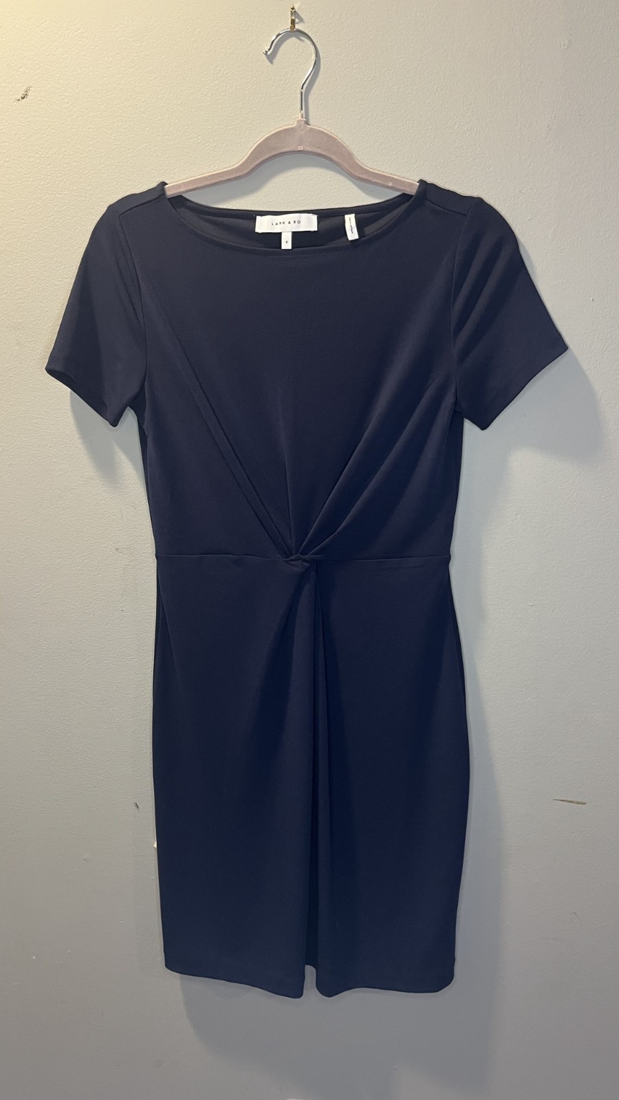 Lark & Ro Navy Blue Twist Front Sheath Dress Women’s Size 4 Short Sleeve Career