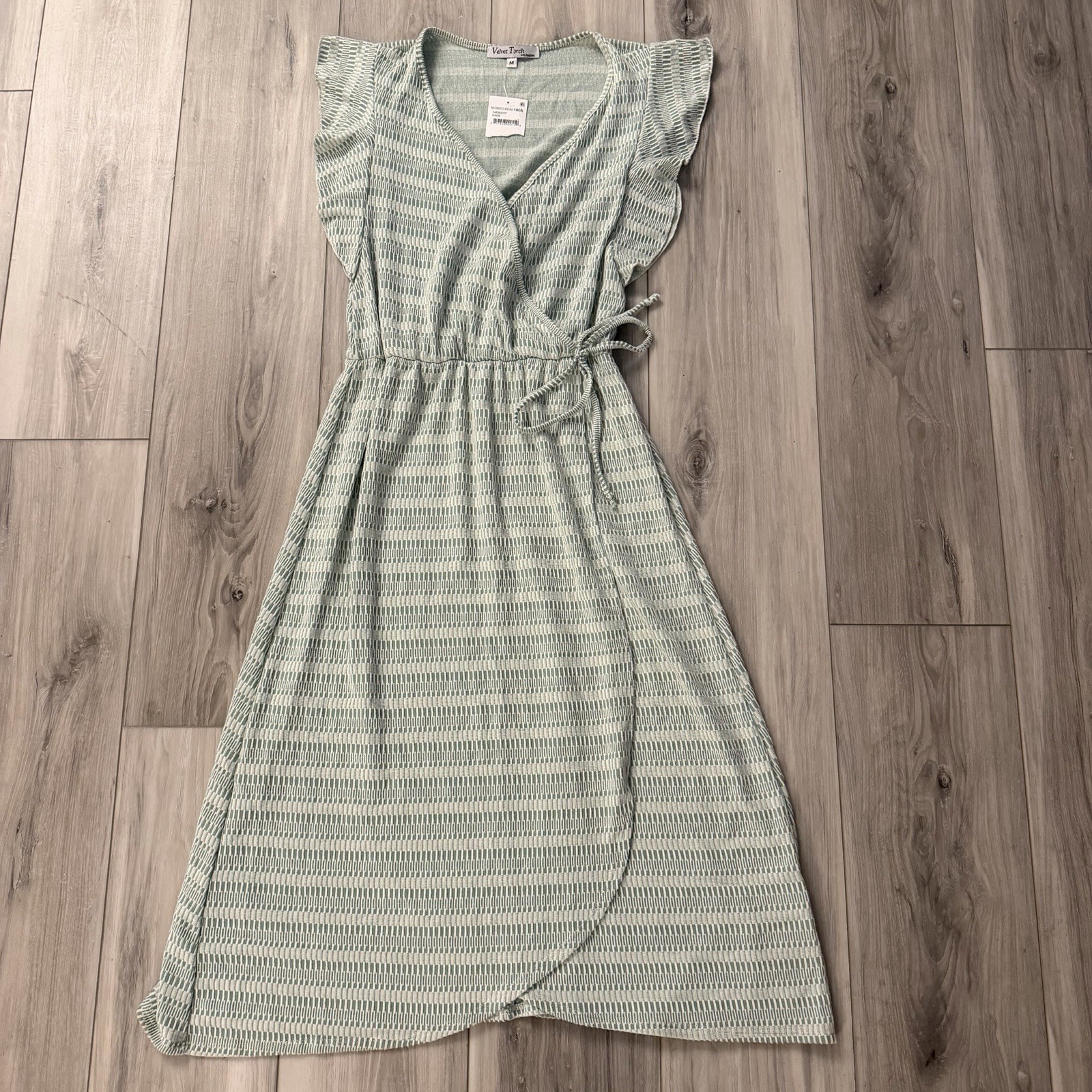 Nordstrom Rack Velvet Torch Wrap Midi Dress Size M Sage Green Textured Geometric