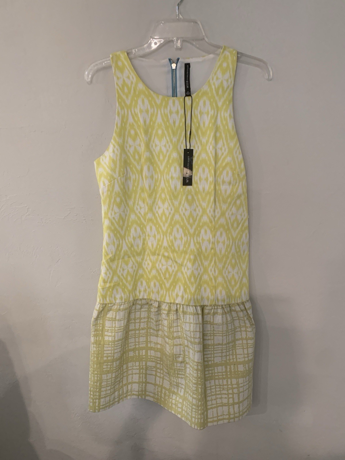 Walter Baker Yellow White Ikat Shift Mini Dress M NWT retail $198 no flaws