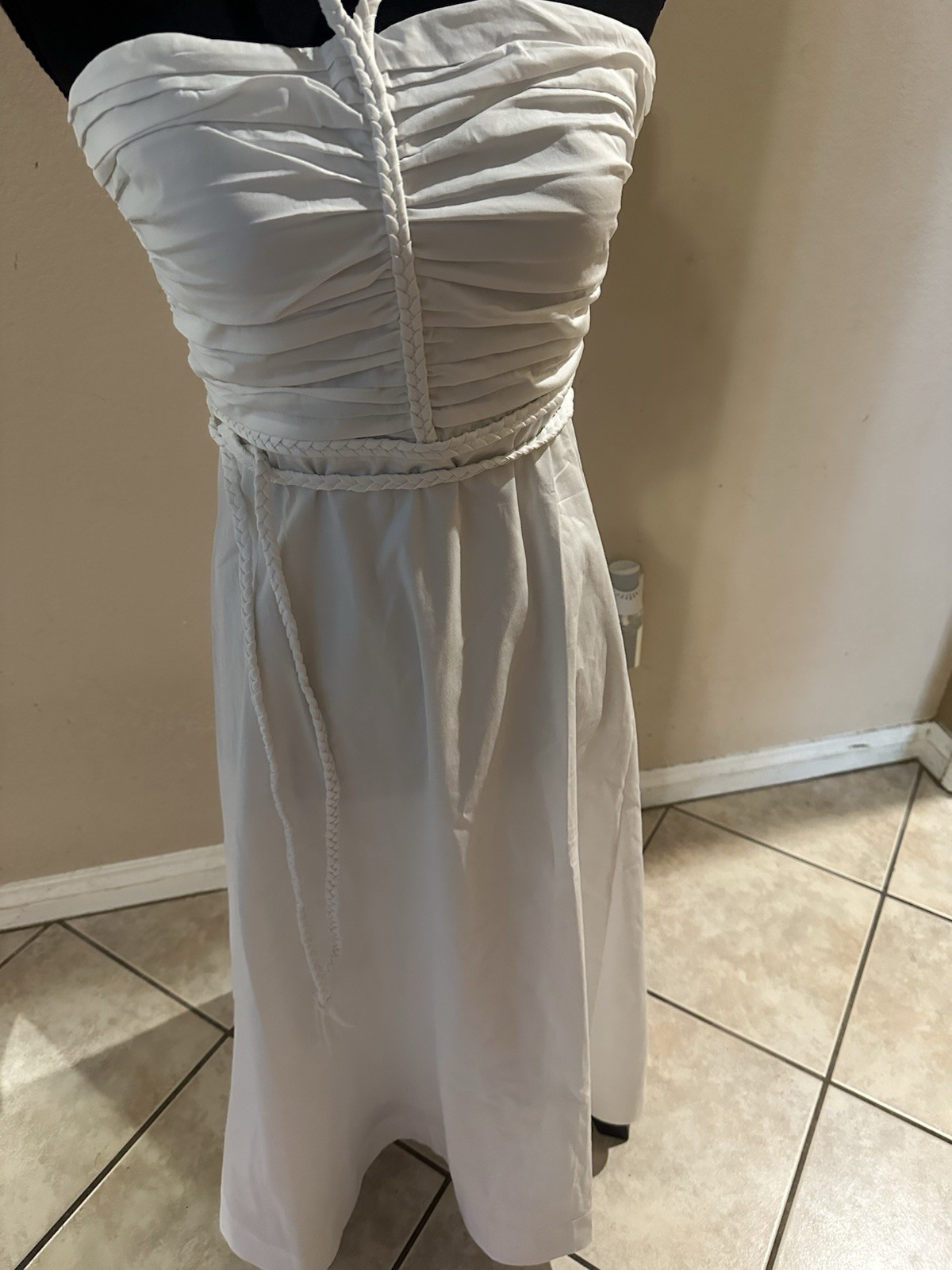 $548 Veronica Beard Women’s White Tucker Ruched Halter Midi Dress Size 2