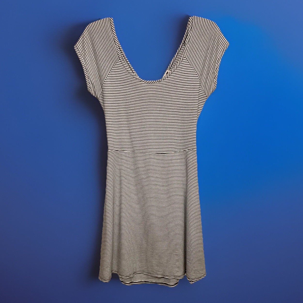Black & White Striped Casual Dress Short Sleeves Open Back Size L
