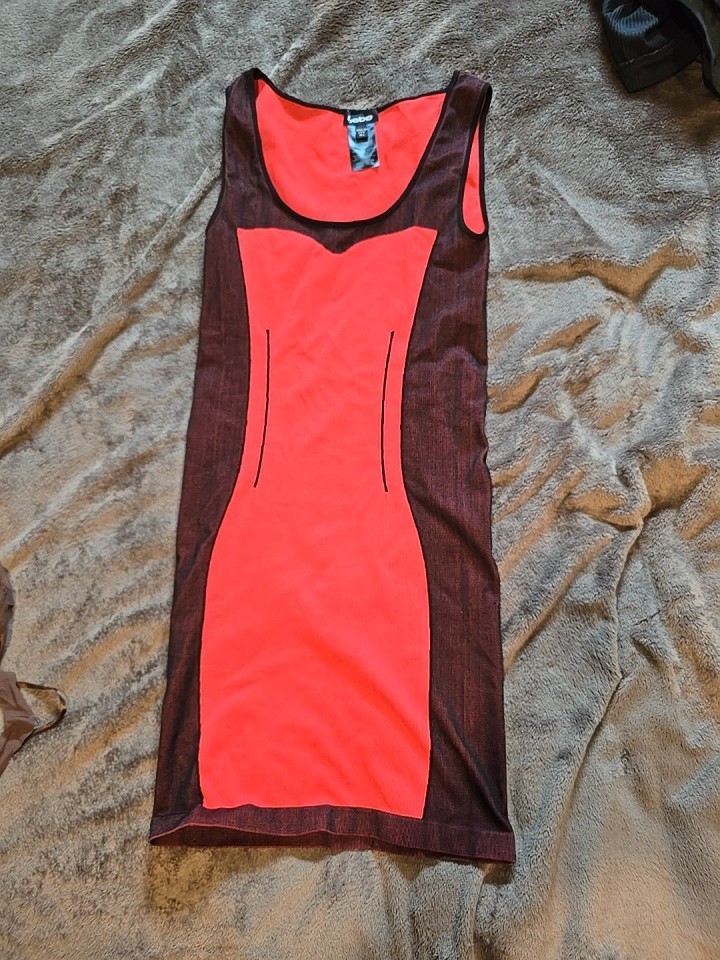 bebe bodycon red cocktail dress tank stretch 2 tone silhouette scoop