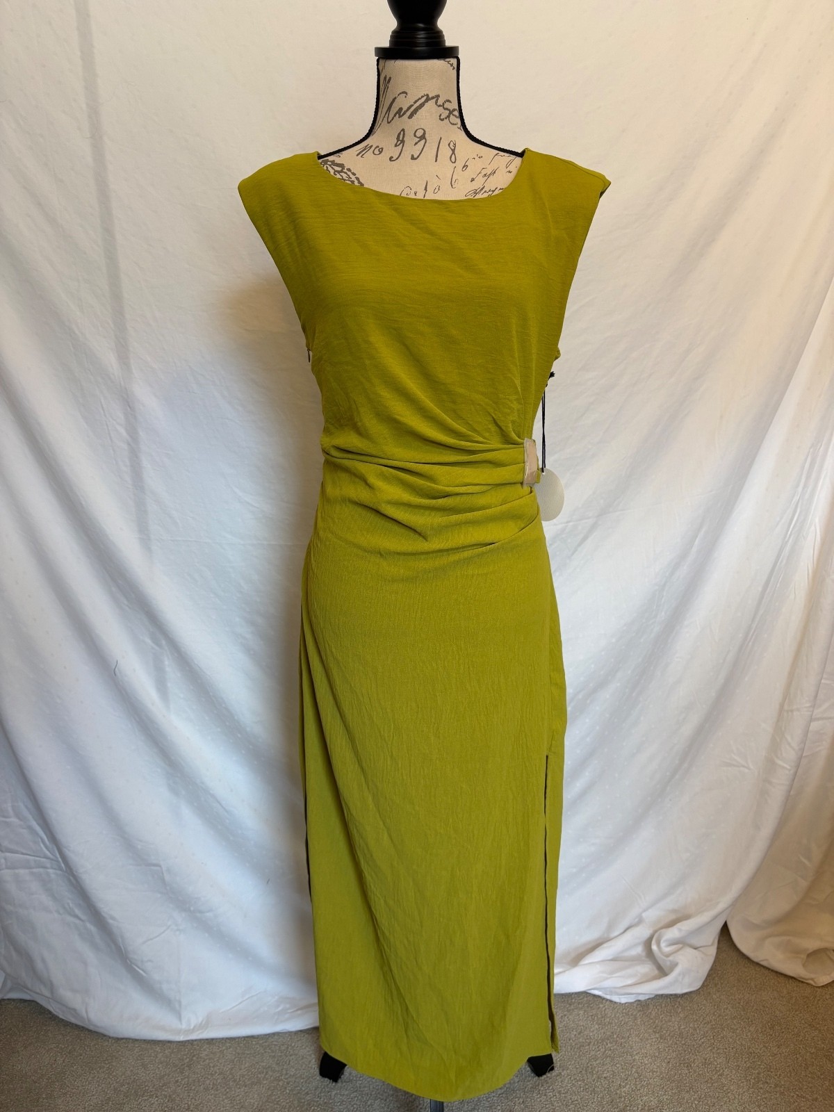 NWT Milk & Honey ruched dress with side slits. Size medium.