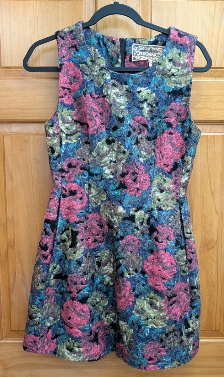 Pink Martini Women’s XS Dress Sleeveless Back Zip Fully Lined Boning in Waist