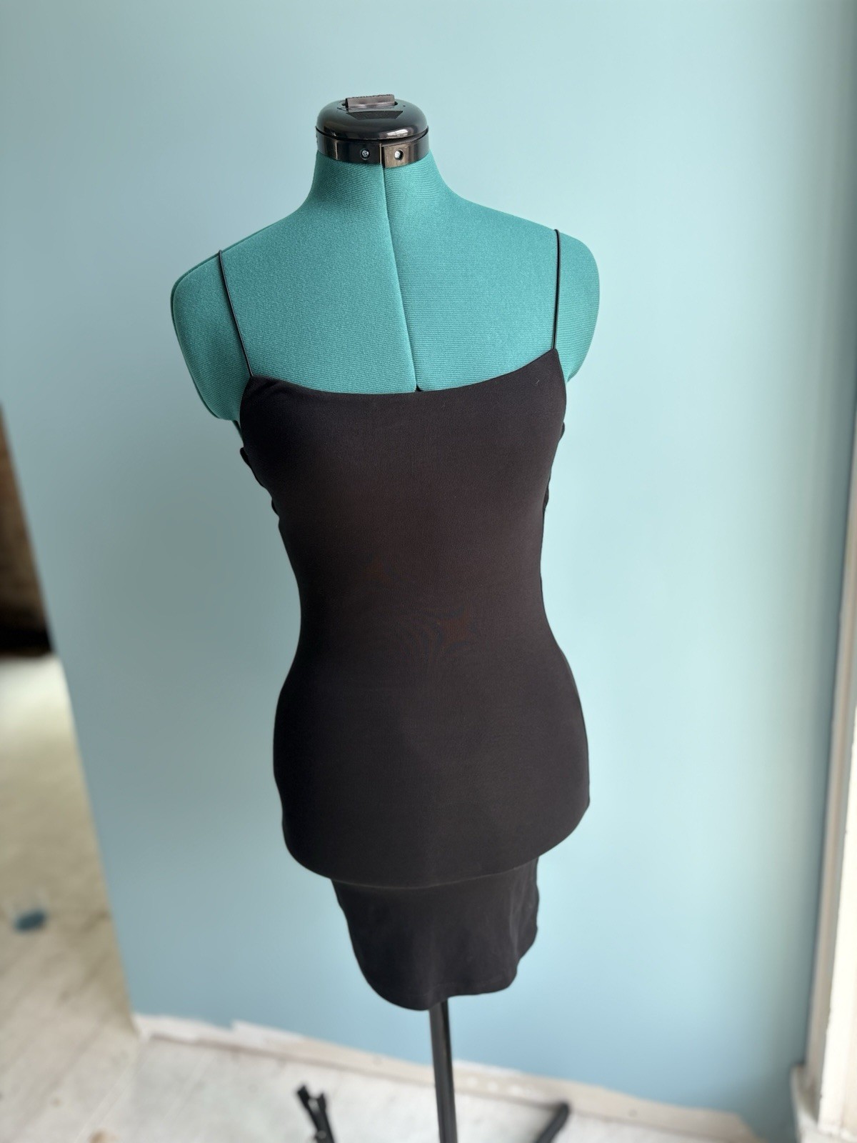 ZARA Black Solid Spaghetti Strap Bodycon Mini Dress Straight Neck Stretch Size S