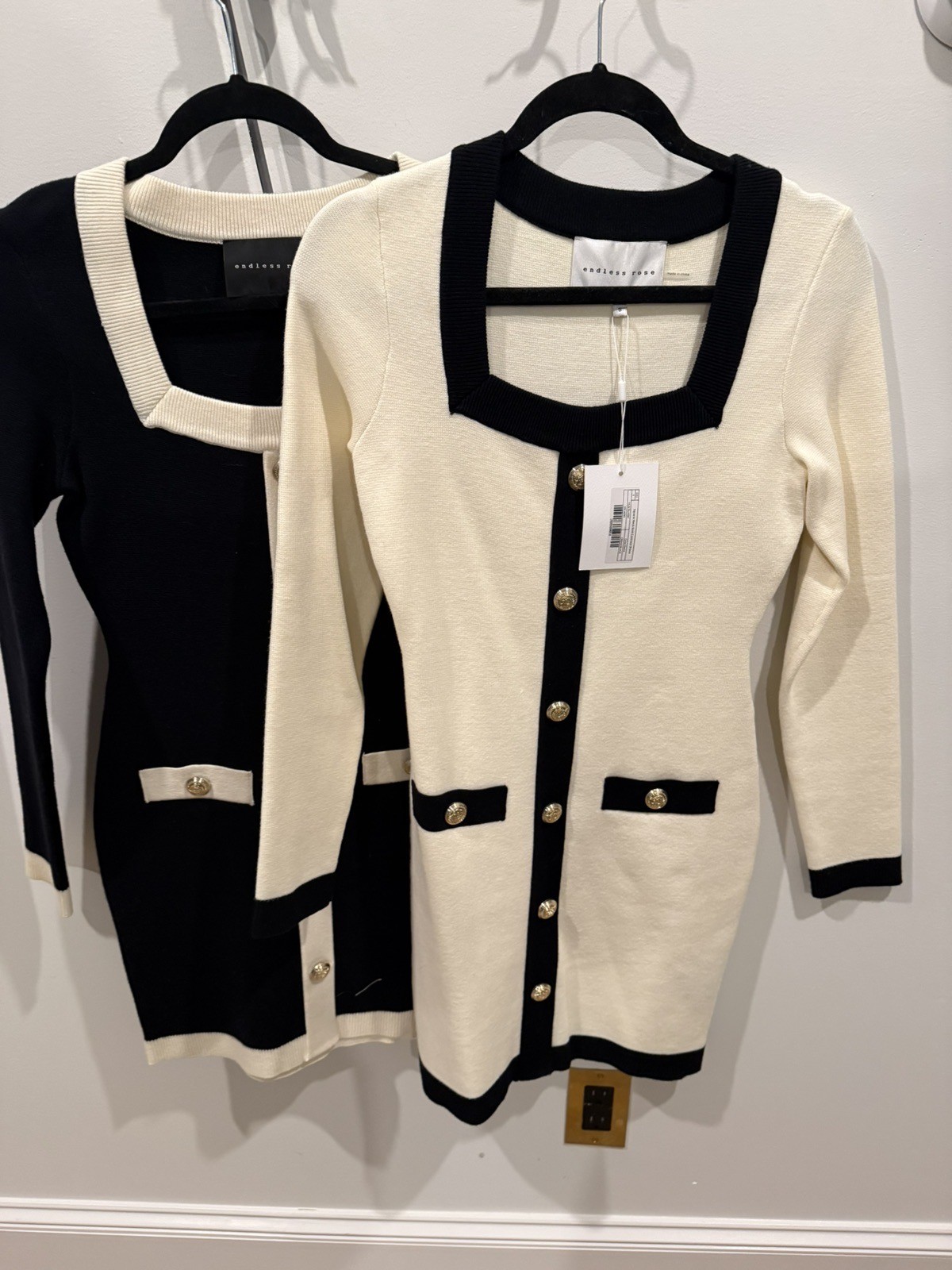 ENDLESS ROSE SQUARE NECK CONTRAST DRESS CREAM BLACK GOLD BUTTONS SIZE SMALL