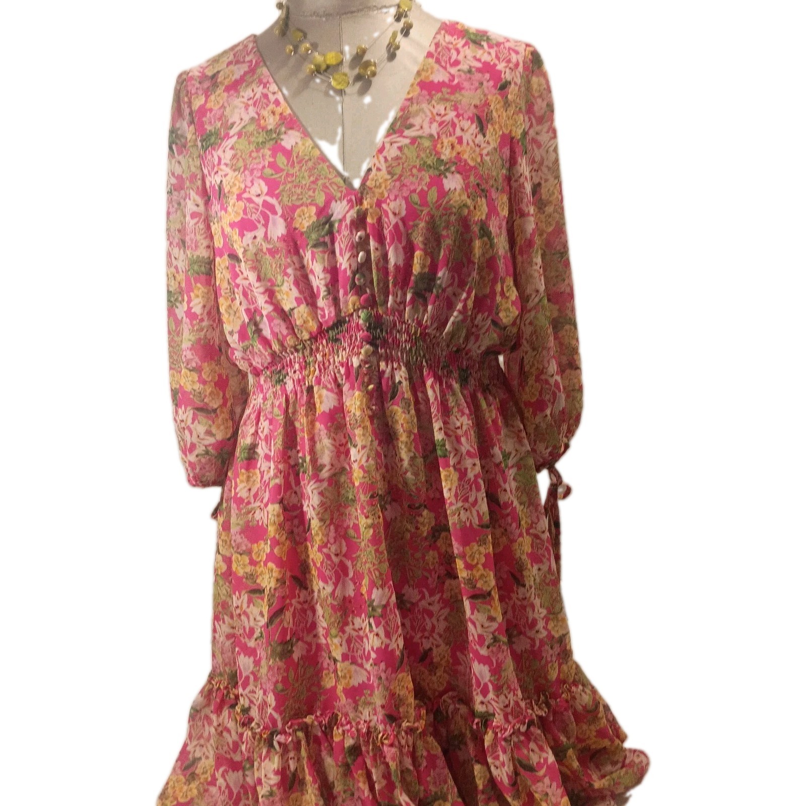 Taylor Floral Chiffon Dress Women’s Medium Pink Smocked Ruffle Hem Trendy Party