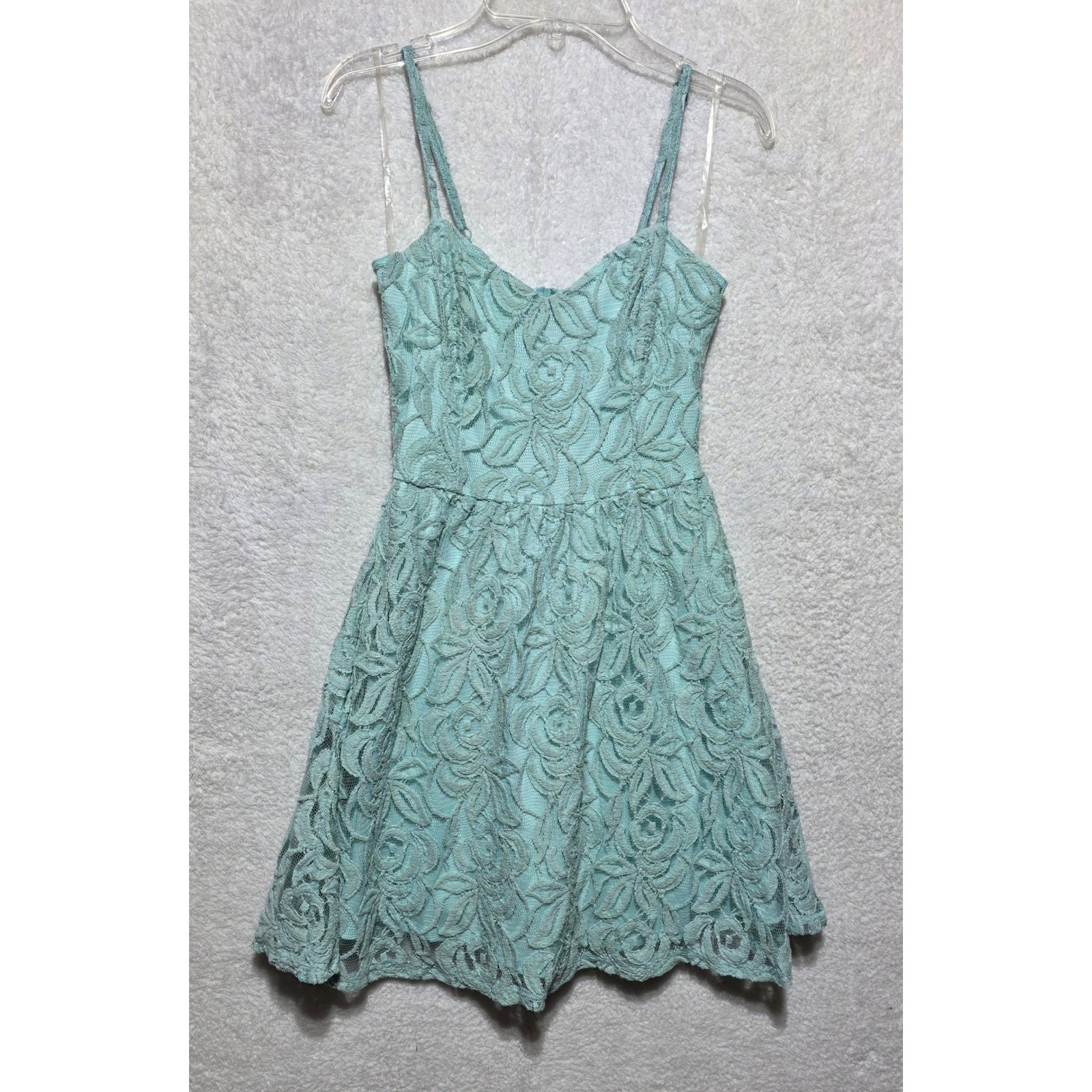 love FIRE Mint Green Floral Lace Fit and Flare Mini Dress XS Sweetheart Neckline