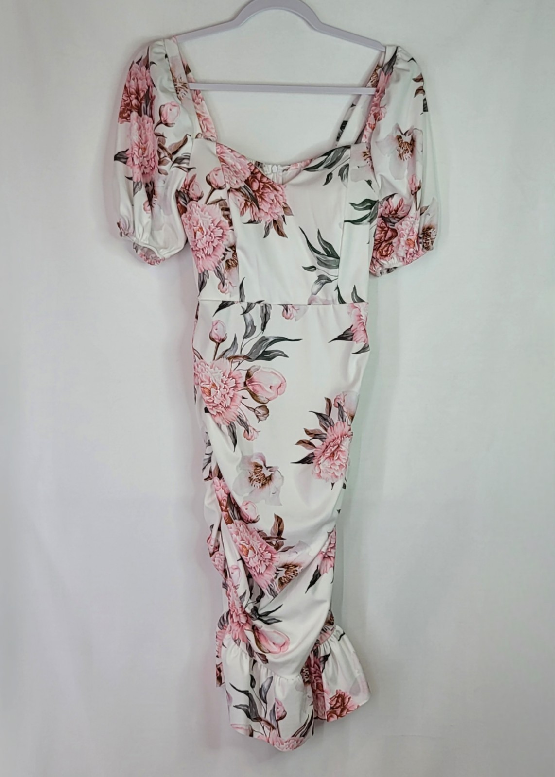 NWT Floral NASTY GAL Puff Shoulder Ruched Sides Dress Size M — No Belt