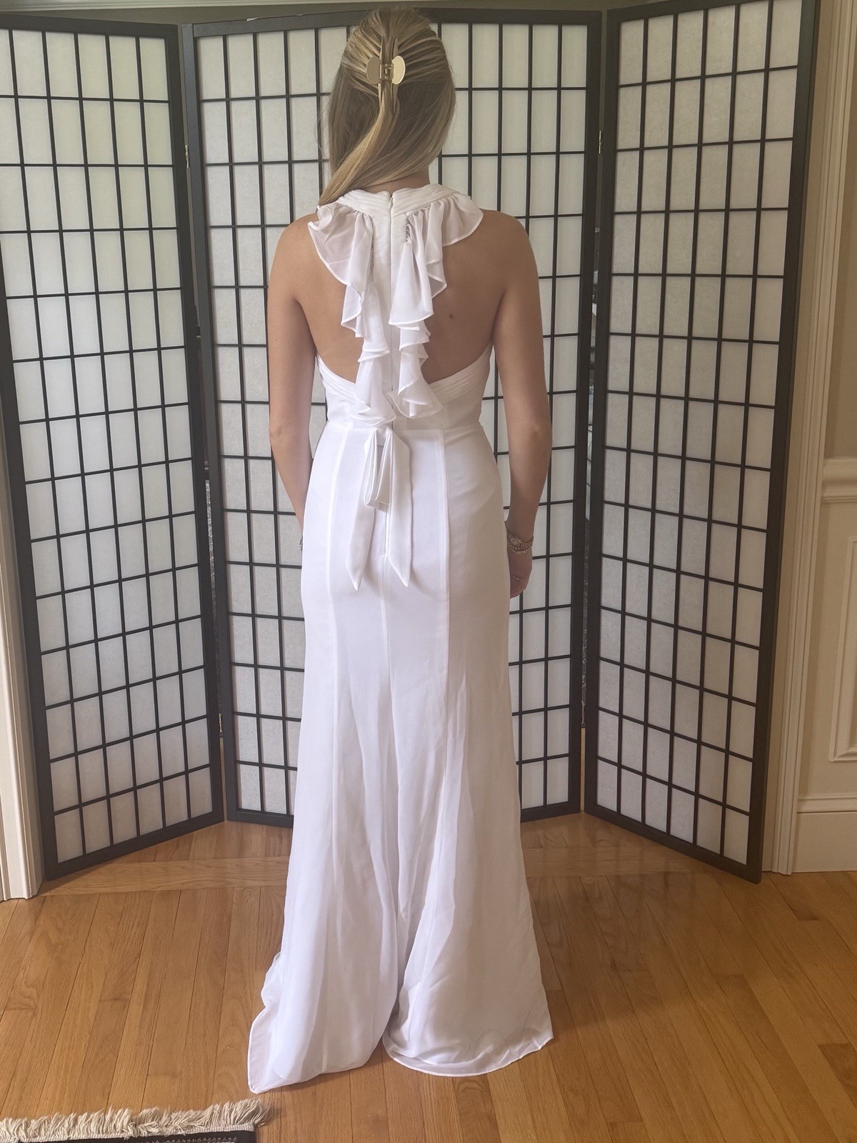 White gown Halter Neck Sleeveless Column/Sheath Full-Length Dress 2