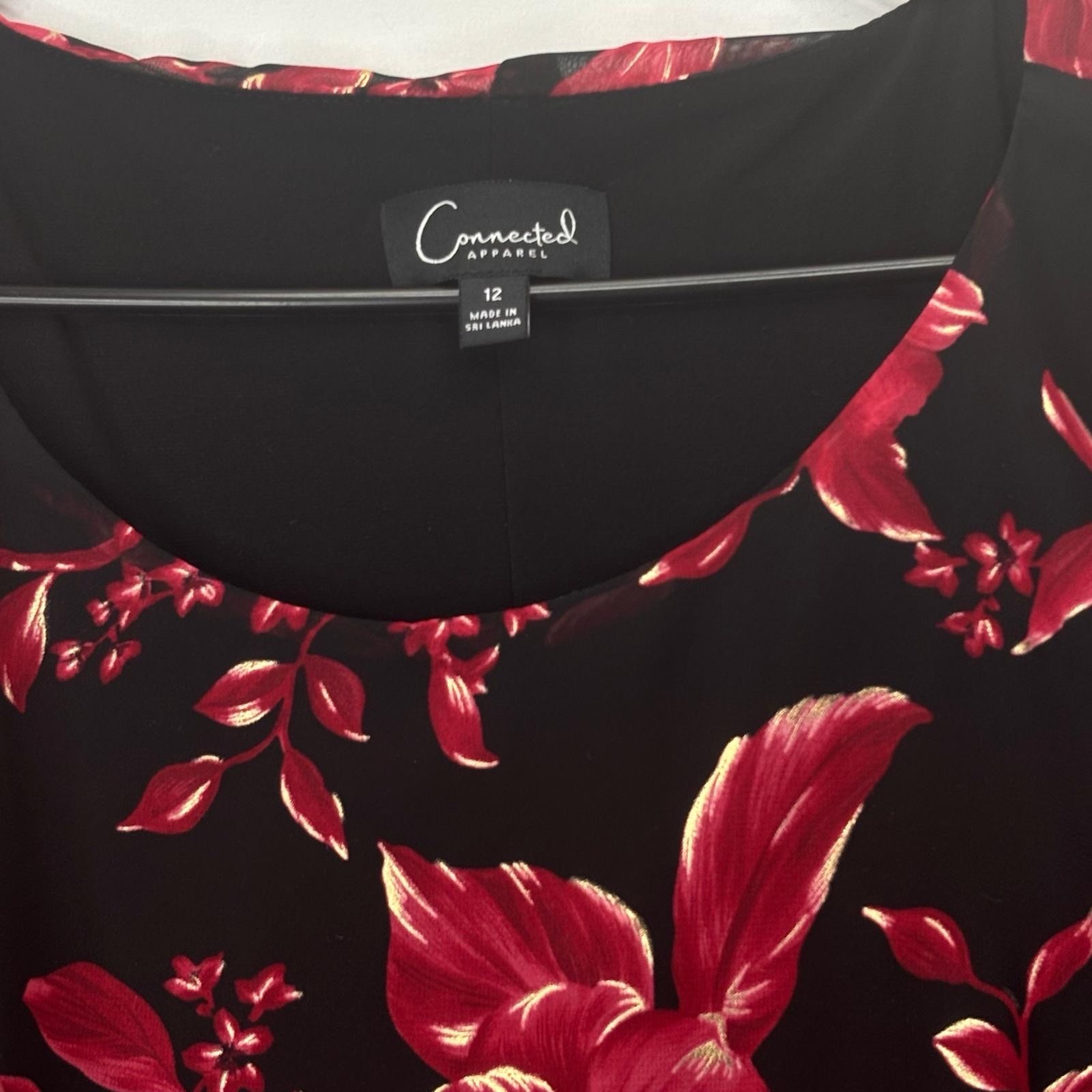 Connected Apparel Womens Dress Size 12 Black Red Floral Overlay Cape Sleeve