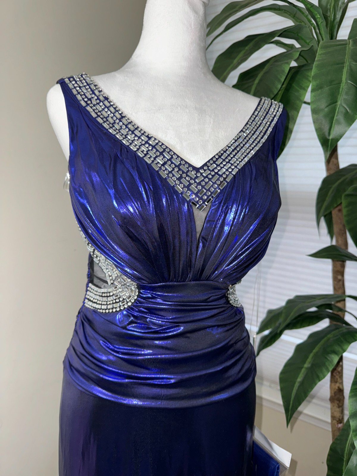 Stylish V-Nick Crisscross Open Back Evening Dress Party Dress Elegant Sleeveless