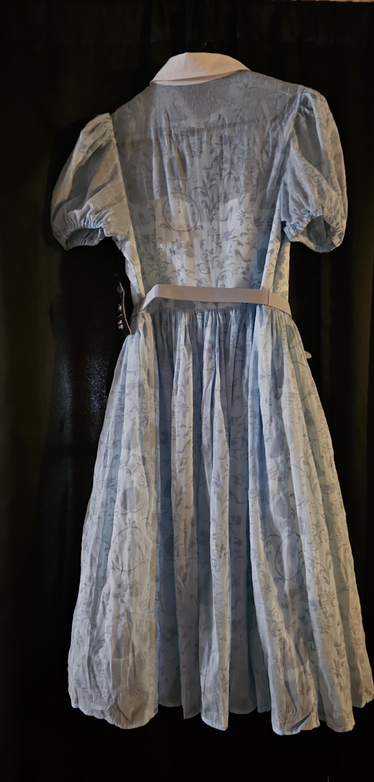 DISNEY CINDERELLA X UNIQUE VINTAGE THE CLOCK STRIKES MIDNIGHT Size Medium