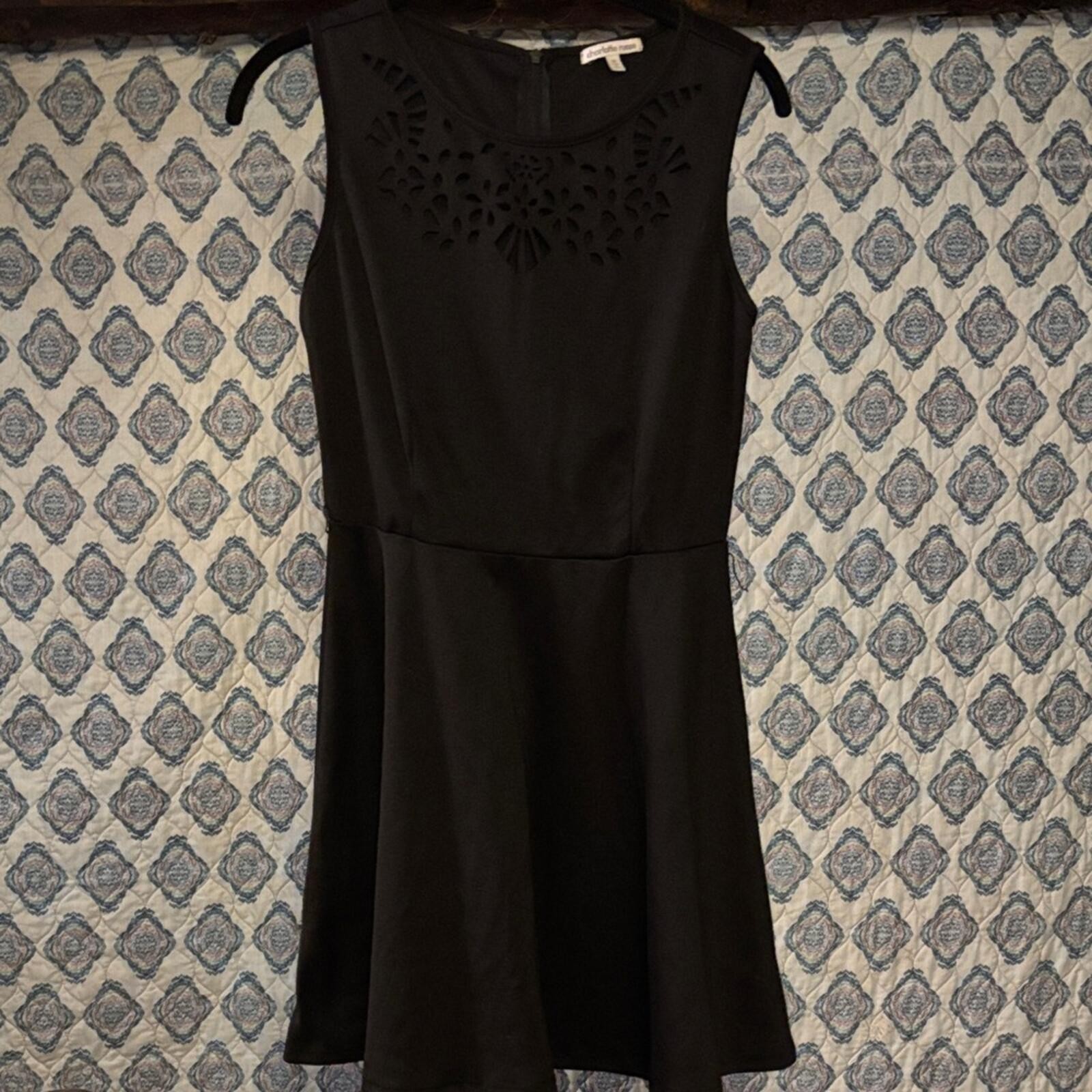 Charlotte Russe Medium Junior Cut Out Dress