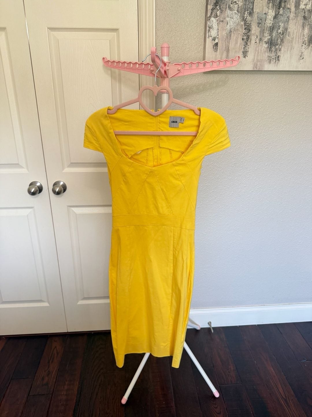 ASOS Women’s Yellow Short Sleeve Bodycon Pencil Dress