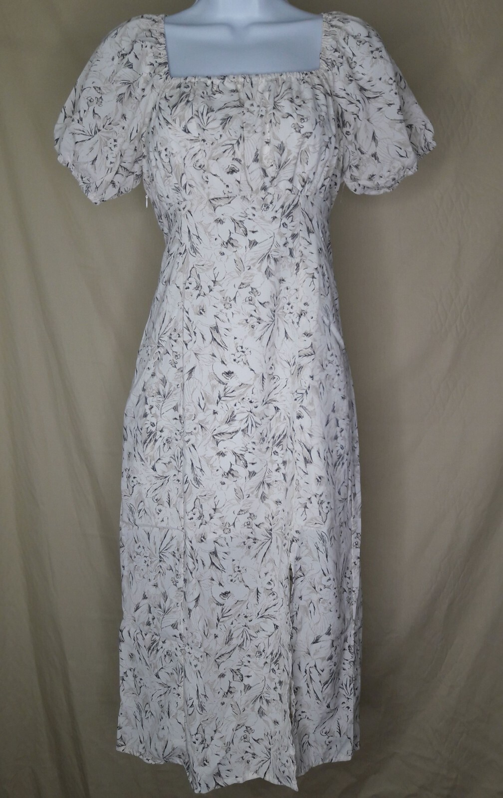 NEW, Women’s DAZY Cream Ivory Floral Print Puff Sleeved Dress (S)