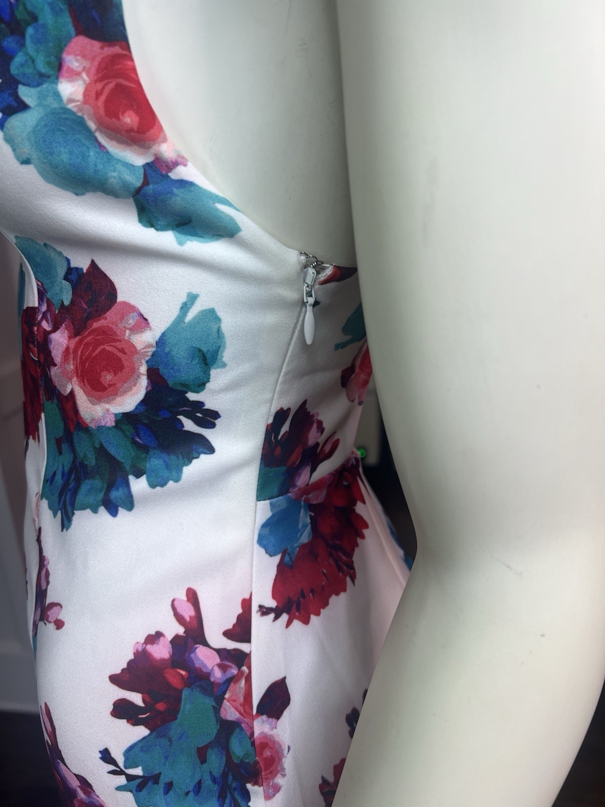 LOVERS+FRIENDS, Revolve Jetset Cutout Skater Dress in Floral Bouquet Size Small
