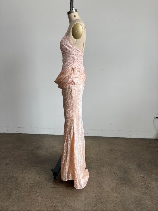 $589 NWT For Love And Lemons “Karissa” Maxi Gown in Peach Sz 2