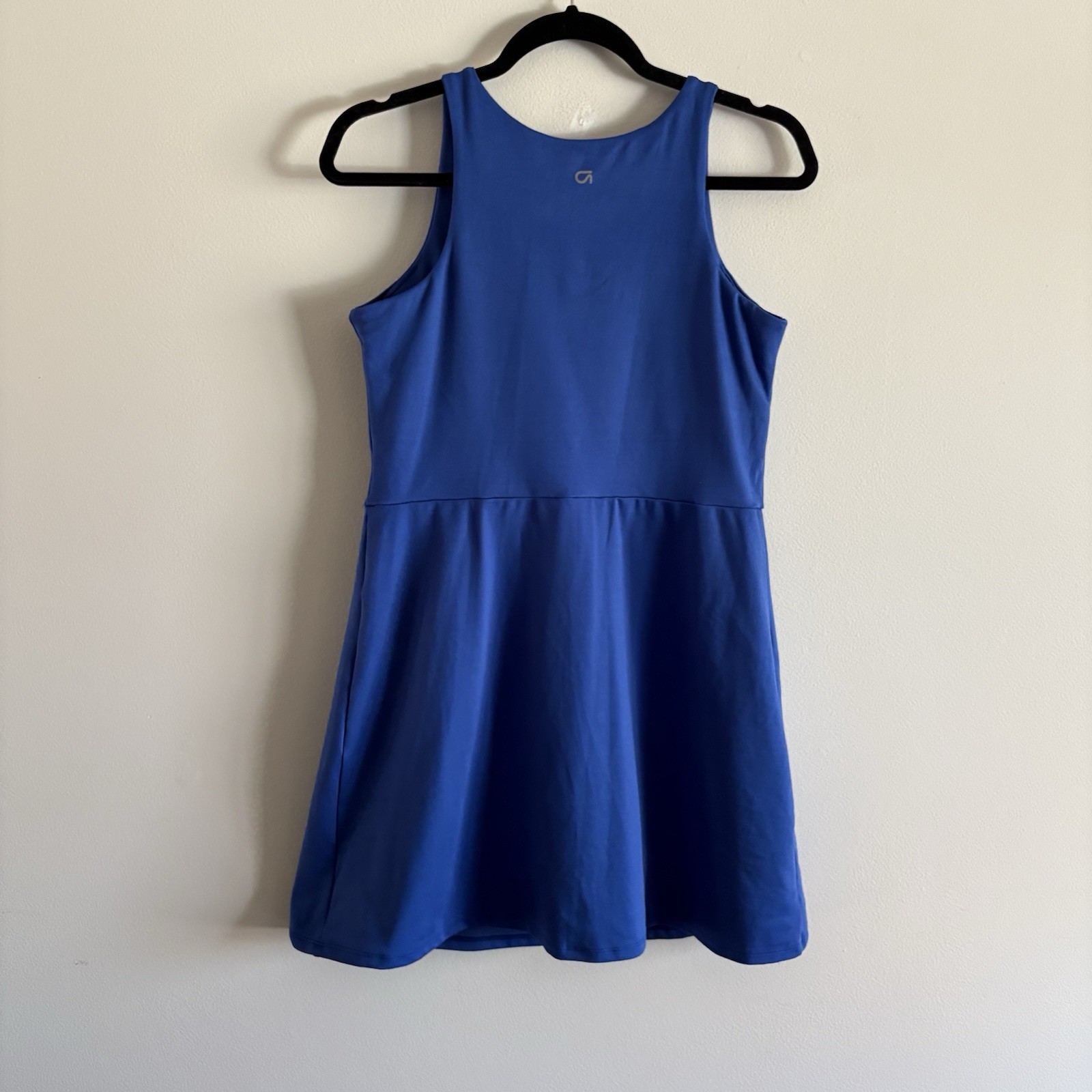 Gap Fit Women M Blue V-Neck Stretch Moisture Wicking Shelf Bra Active Tank Dress