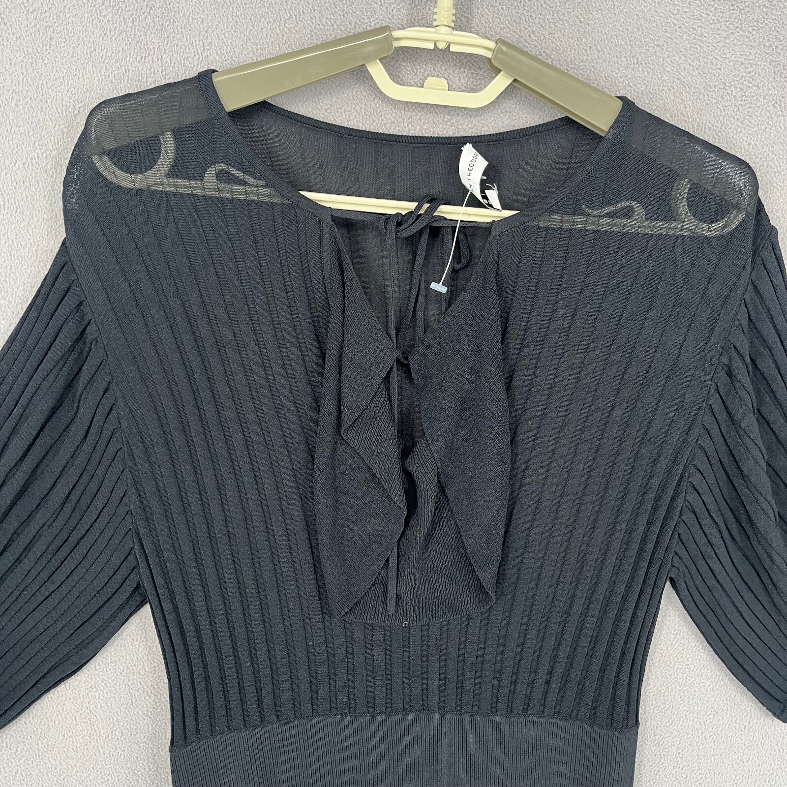 Scanlan Theodore Dress Womens Medium Black Pleated Tie Knit Ruffle Frill Navy