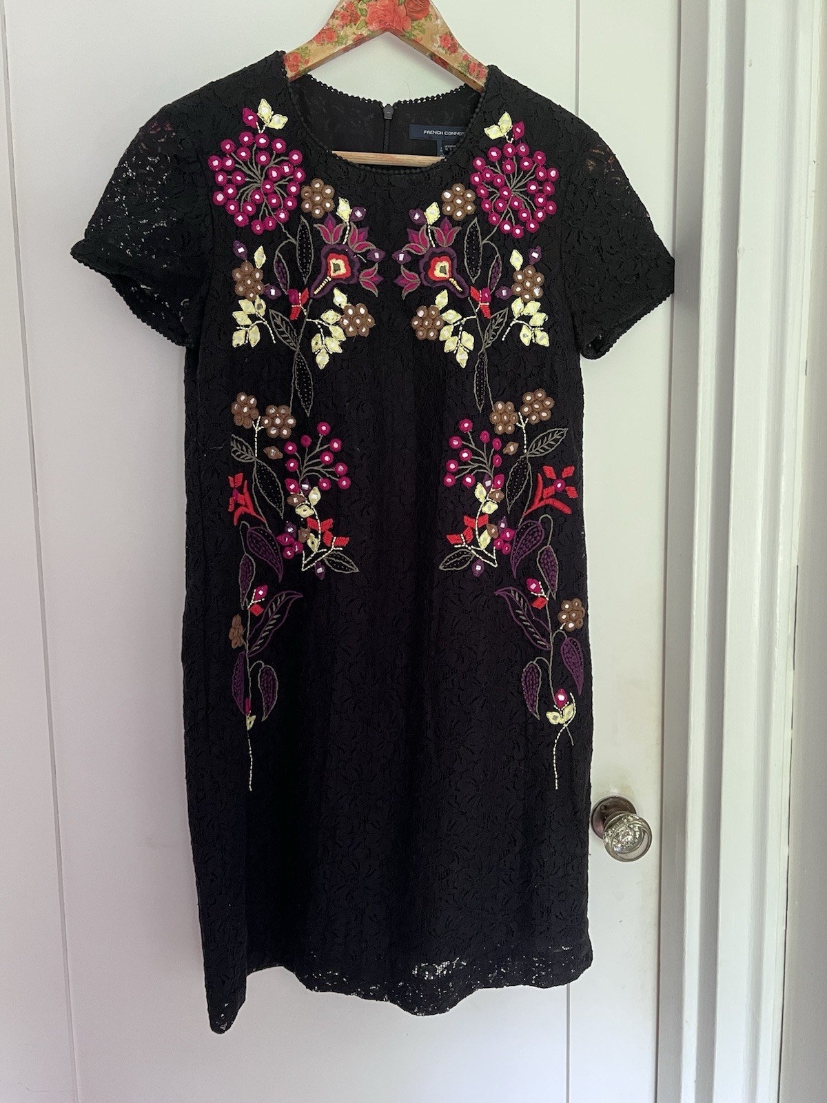 French Connection Short Sleeve Embellished Black Lace Dress Dress 6 NWT